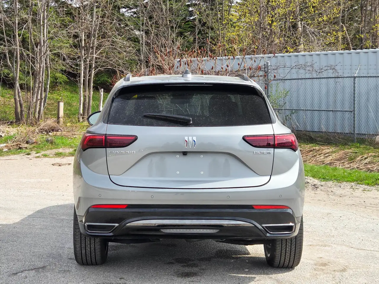 Buick Envision photo Buick Envision