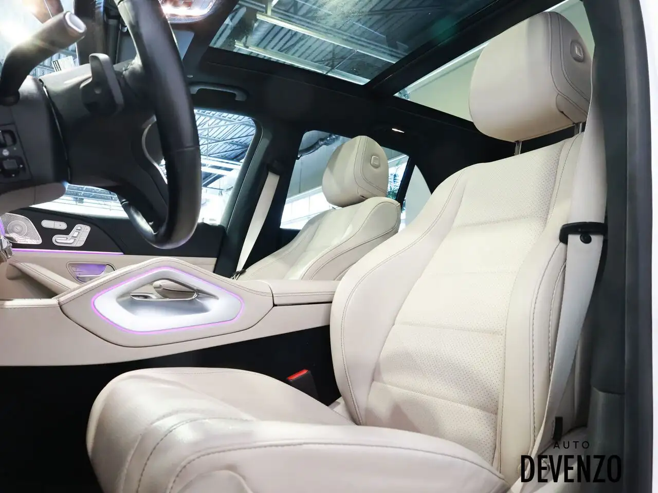 Mercedes-Benz GLE снимка Mercedes-Benz GLE