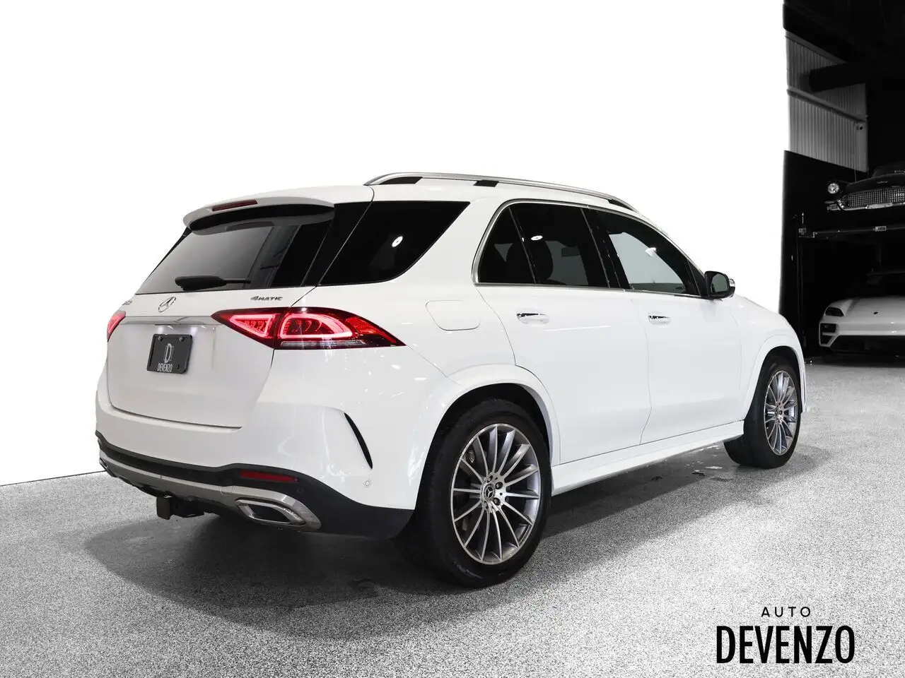 Mercedes-Benz GLE снимка Mercedes-Benz GLE