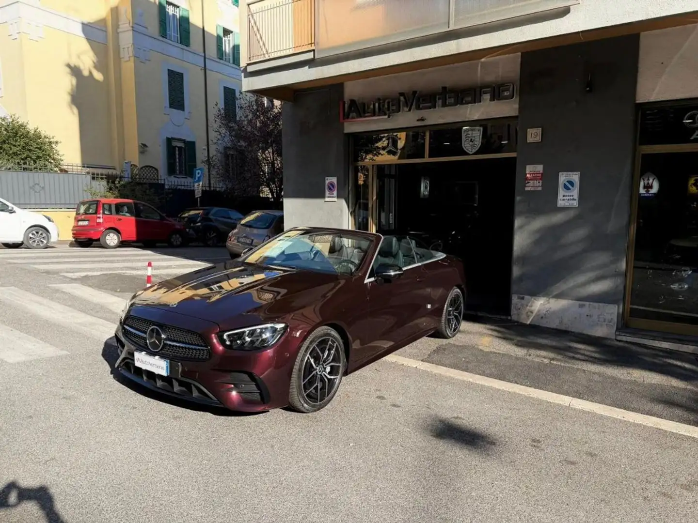 Mercedes-Benz E 220 Premium Plus Amg line-Head-Up-FullOptional-1Propr. Rosso - 1