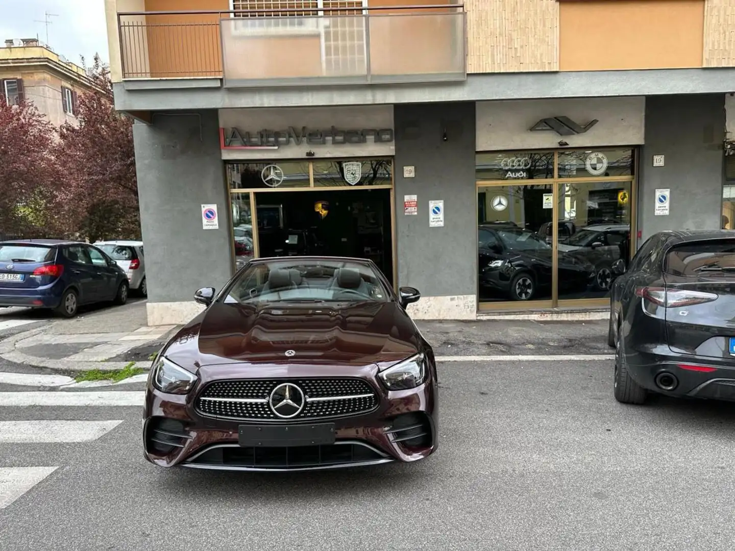 Mercedes-Benz E 220 Premium Plus Amg line-Head-Up-FullOptional-1Propr. Rosso - 2