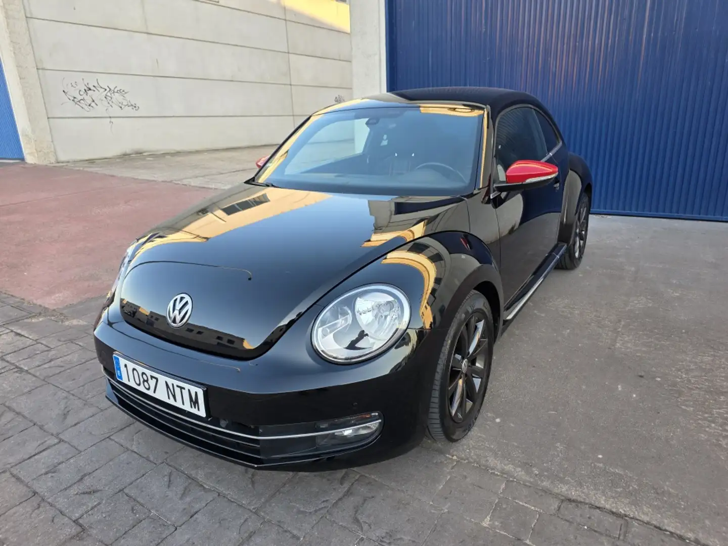Volkswagen Beetle 2.0TDI Design 150 Negro - 2