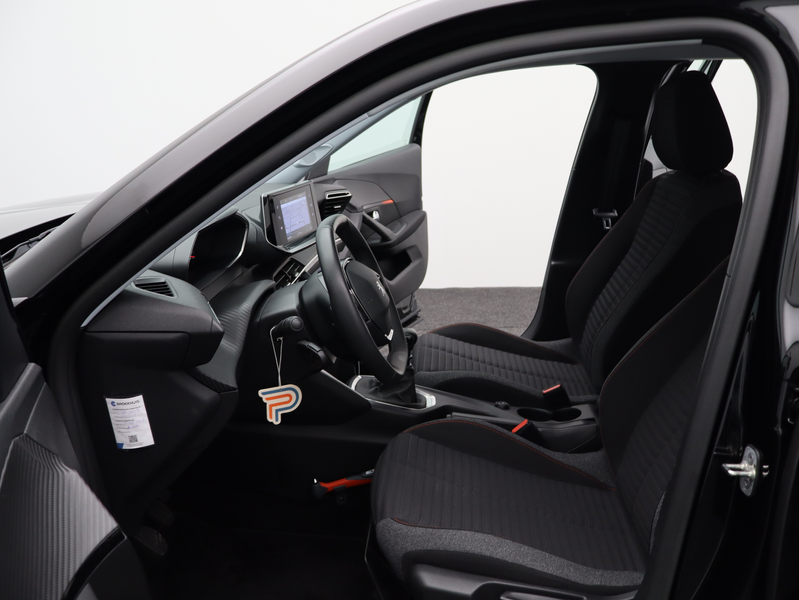 Peugeot 2008 1.2 PureTech 100 Active | Navi | Cruise | Clima | — photo 11