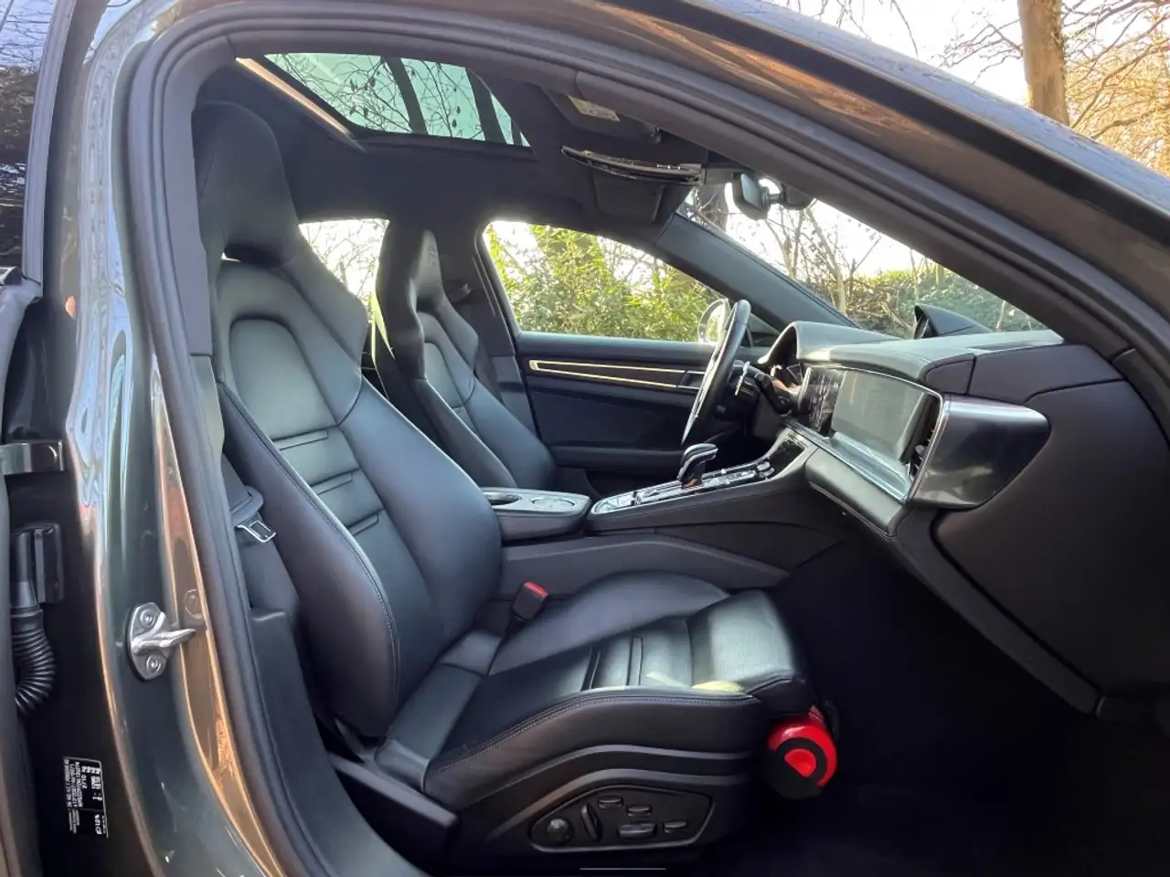 Porsche Panamera 4 E-Hybrid Platinum Edition Sportchrono-18way-21" 12