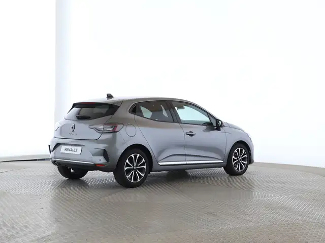 Renault Clio view 7