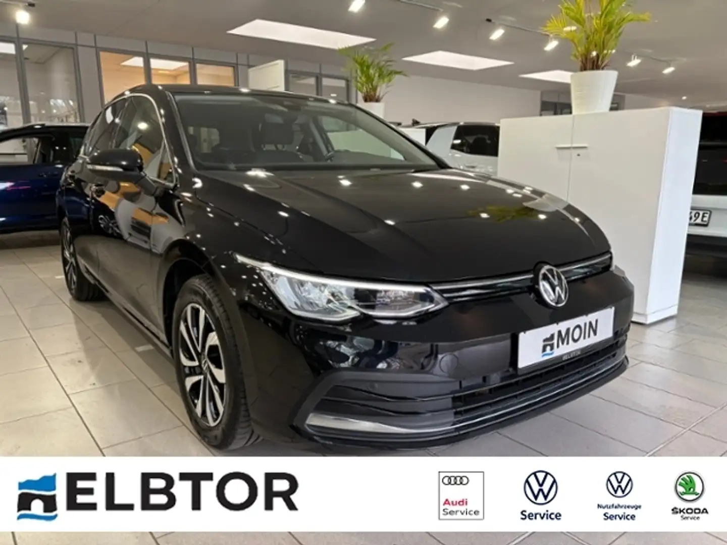 Volkswagen Golf VIII 2.0 TDI DSG Navi PDC LED SHZ Schwarz - 1