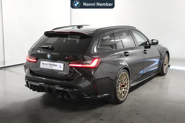 BMW M3 view 3