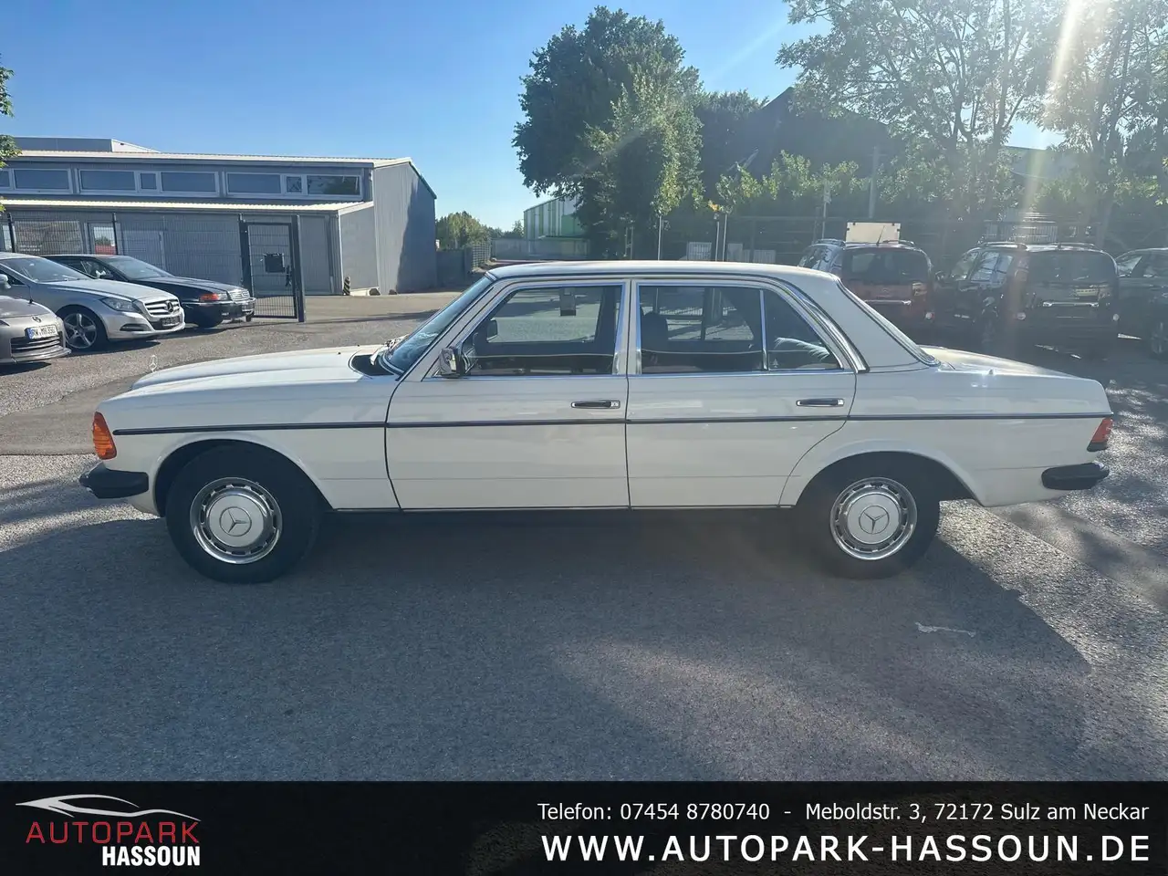 Mercedes-Benz W123 230 E TÜV 04/28 Automatik H-Zulassung, foto 11