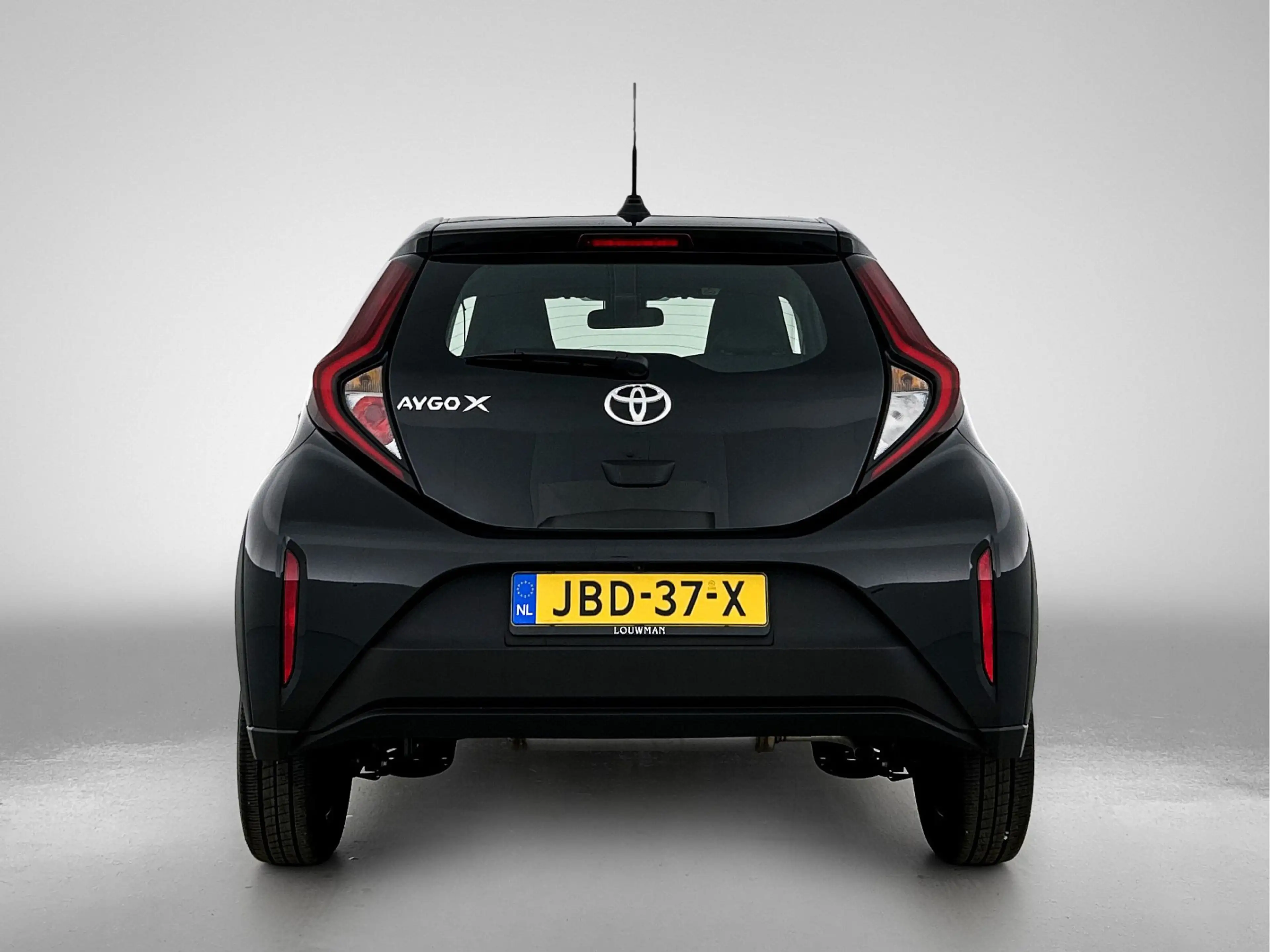 Toyota Aygo X 1.0 VVT-i MT Play — photo 22