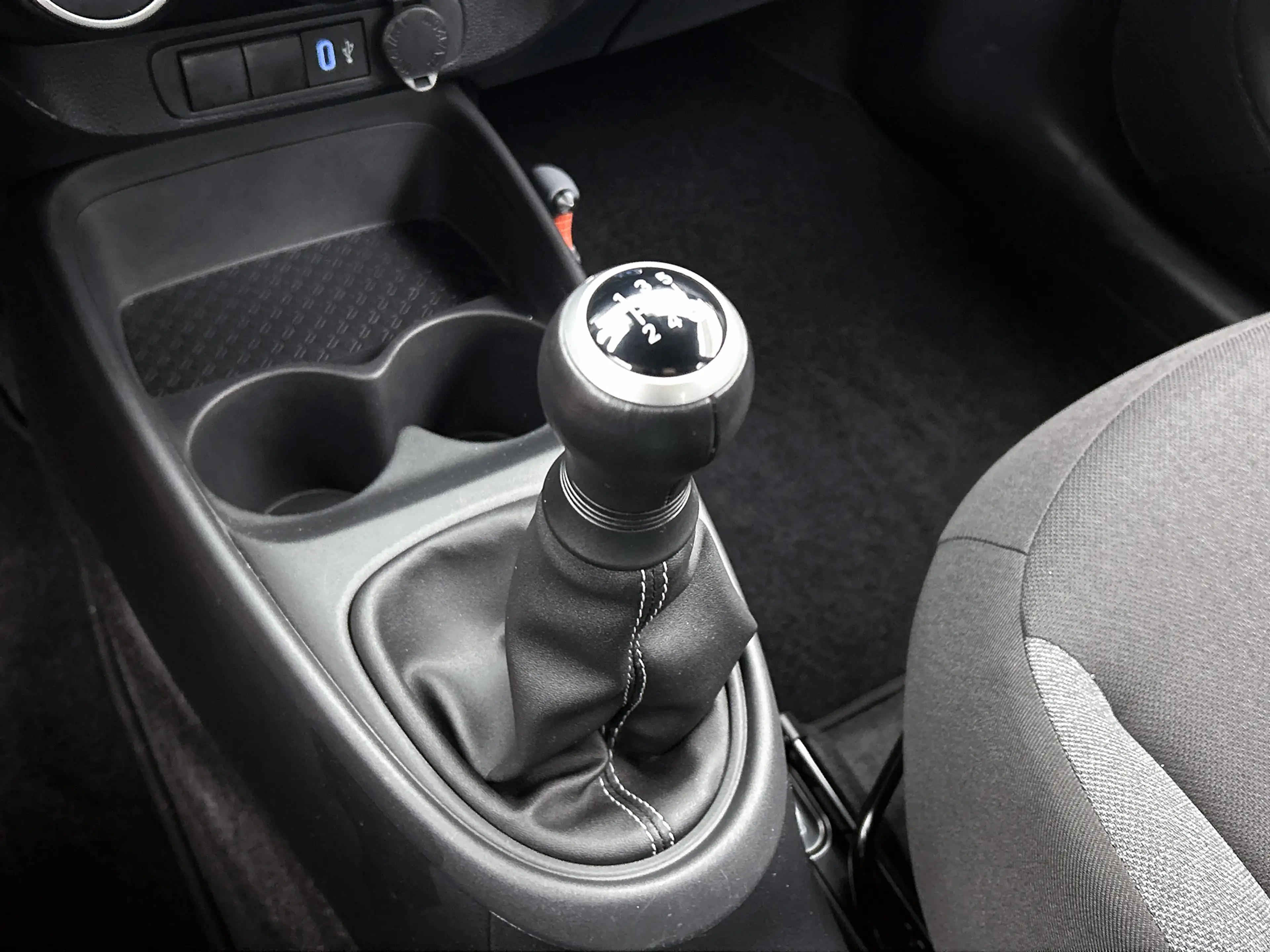 Toyota Aygo X 1.0 VVT-i MT Play — photo 11