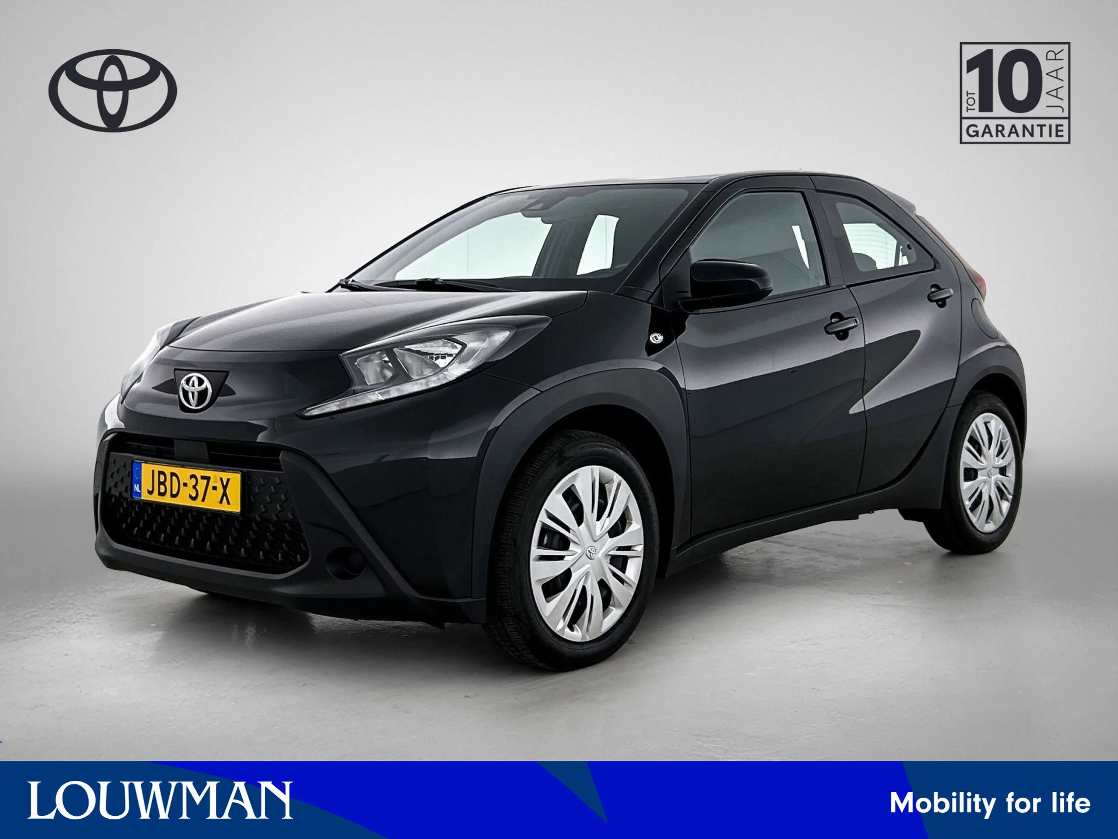 Toyota Aygo X 1.0 VVT-i MT Play