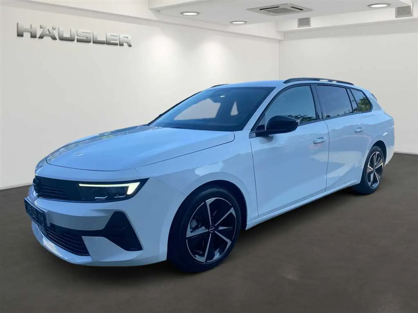 Opel Astra SportsTourer GS 130PS/Matrix-Scheinw./SHZ/AHK/elek Weiß - 1