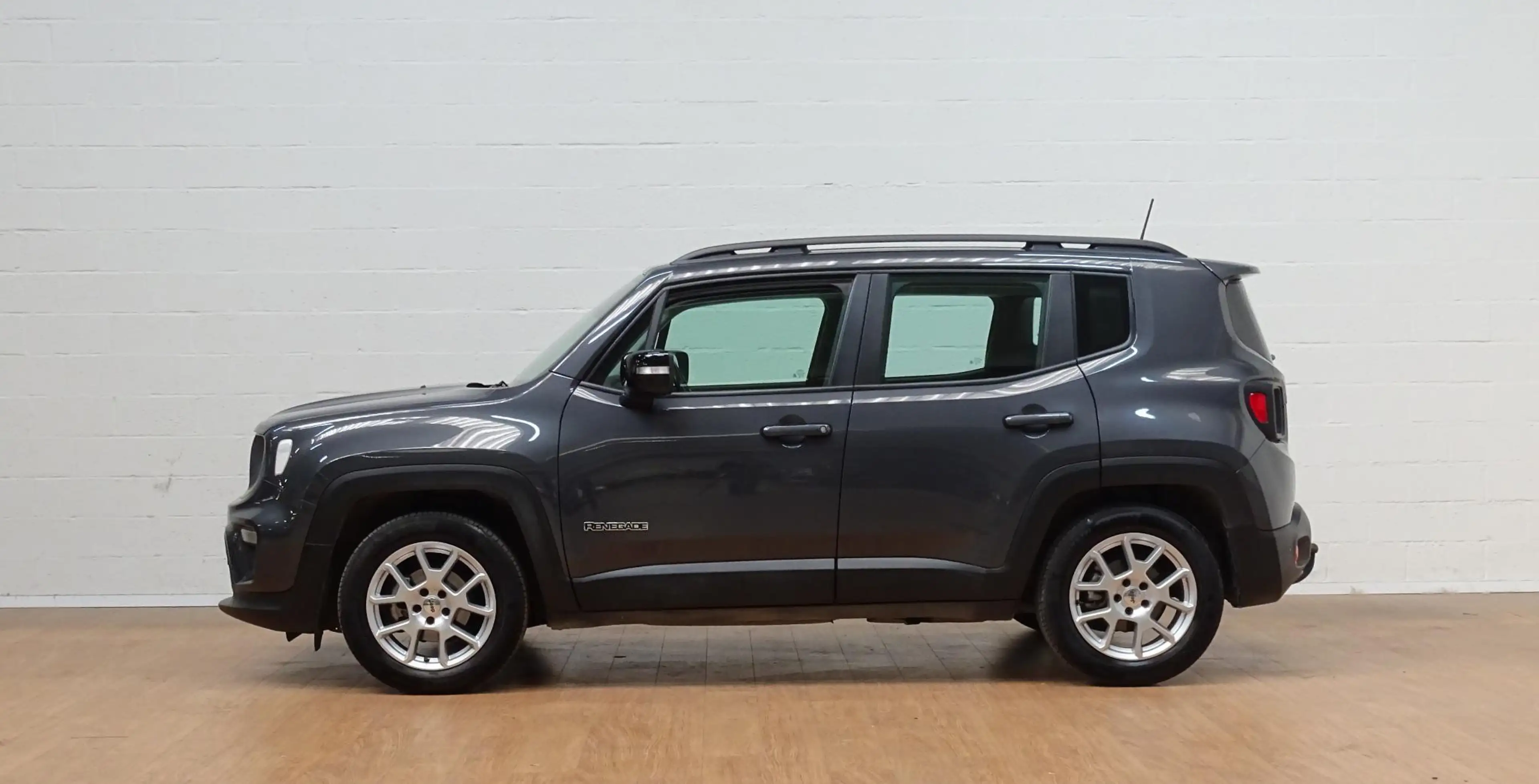Jeep Renegade 1.0 T3 Longitude verwacht — photo 7