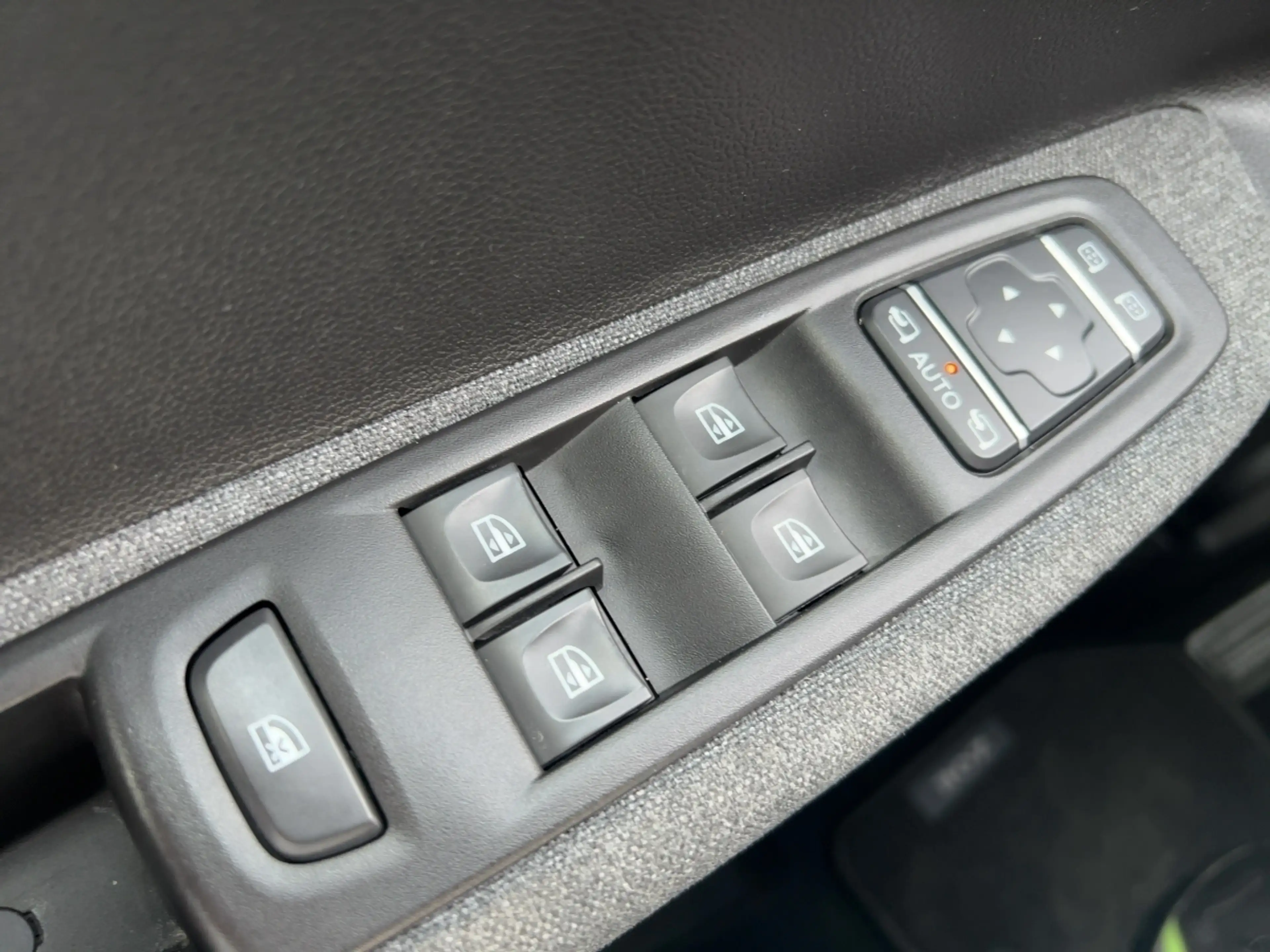 Renault ZOE INTENS R135 50 kWh RÜCKFAHRKAMERA — photo 21