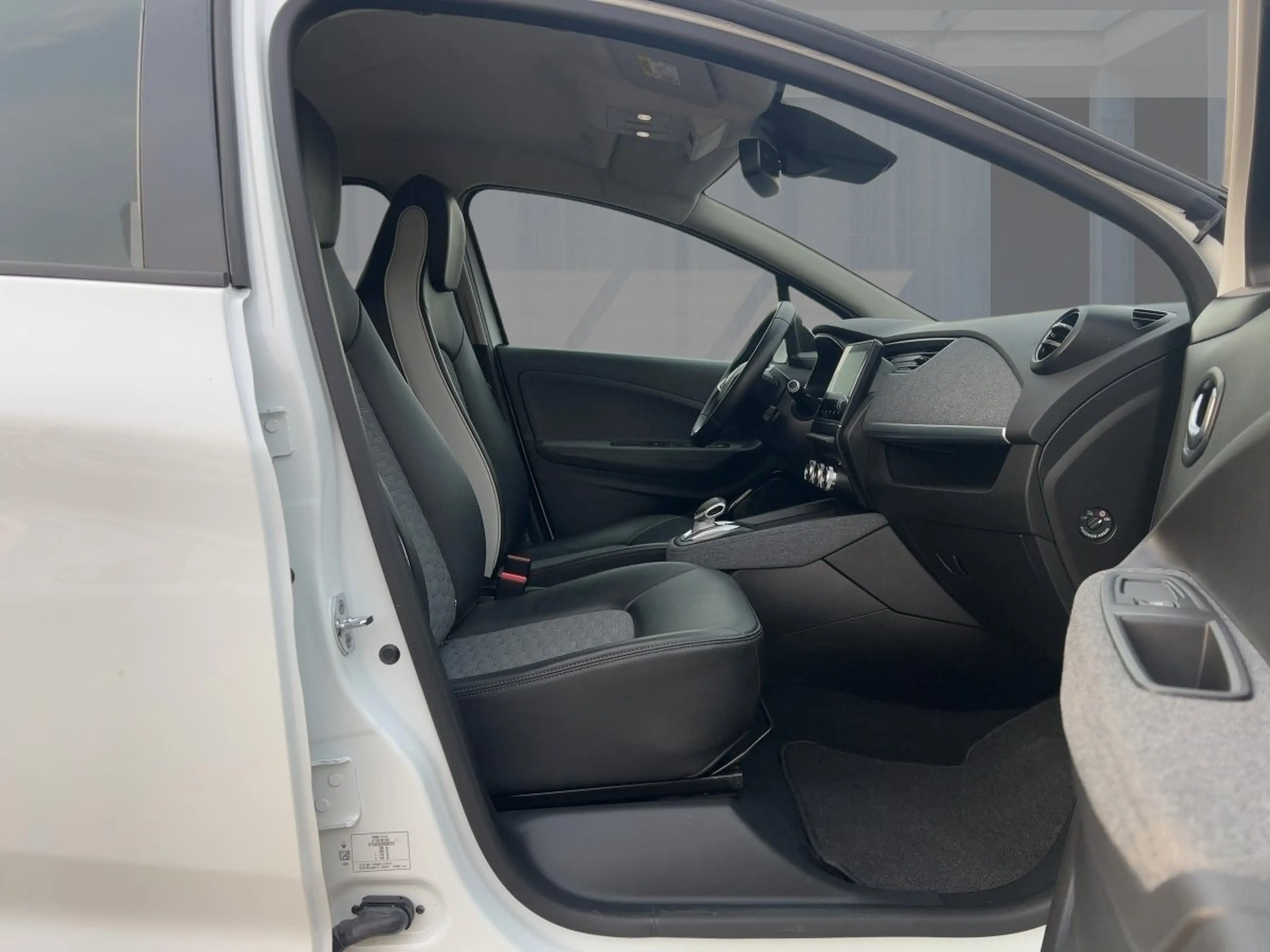 Renault ZOE INTENS R135 50 kWh RÜCKFAHRKAMERA — photo 8