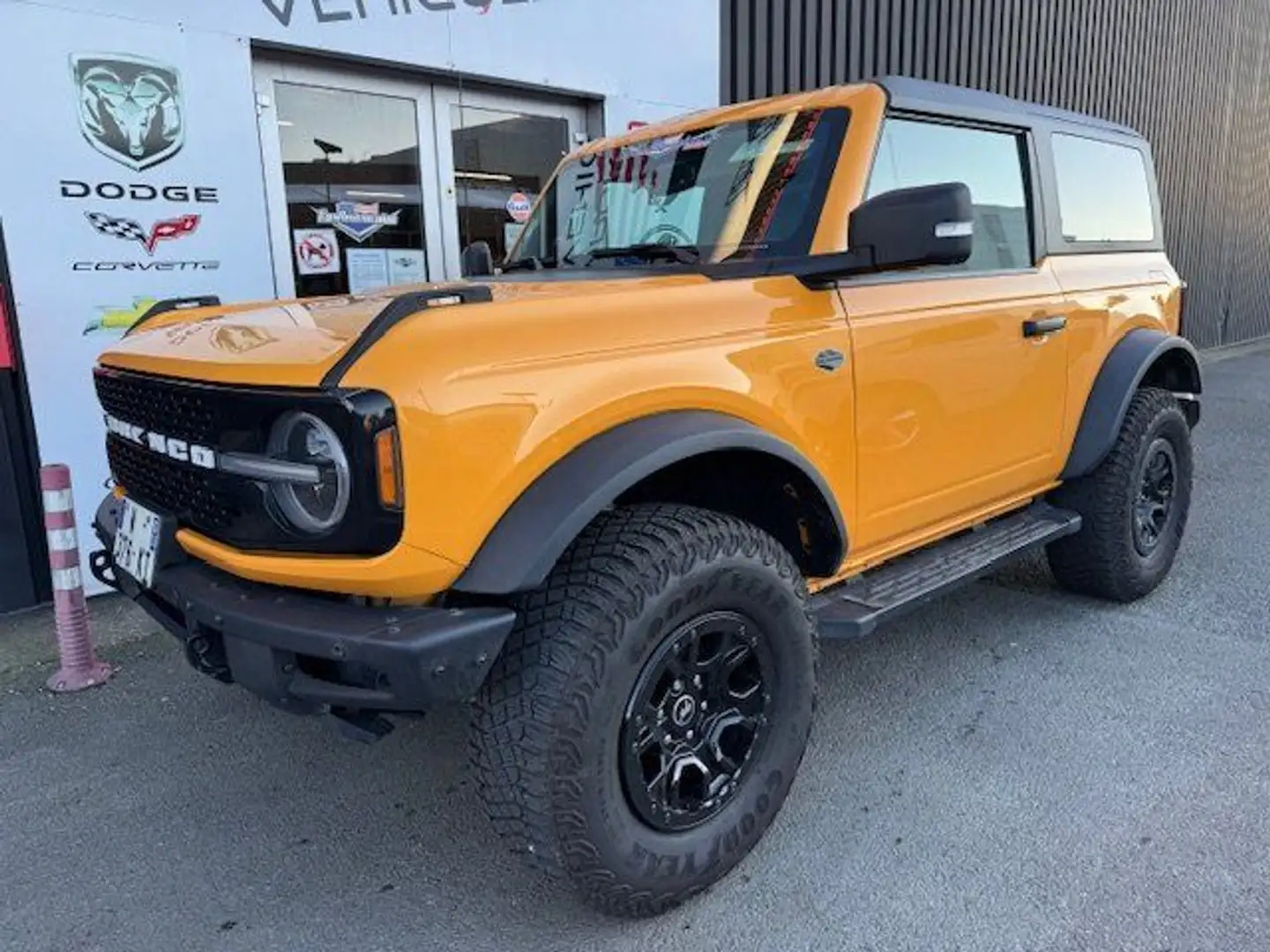 Ford Bronco 69900 € HT WILDTRAK V6 2,7L ECOBOOST 335CH Or - 1