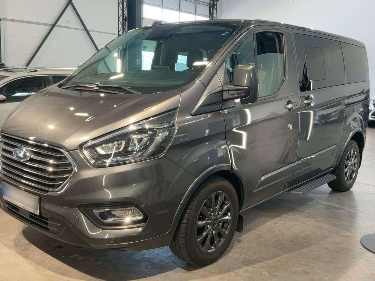 Ford Tourneo Custom