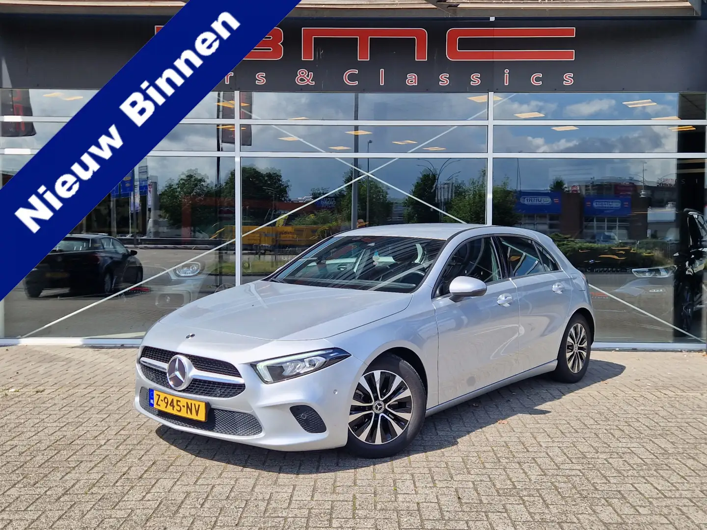 Mercedes-Benz A 180 d Luxury Line Camera Navi Stoelverwarming Grijs - 1