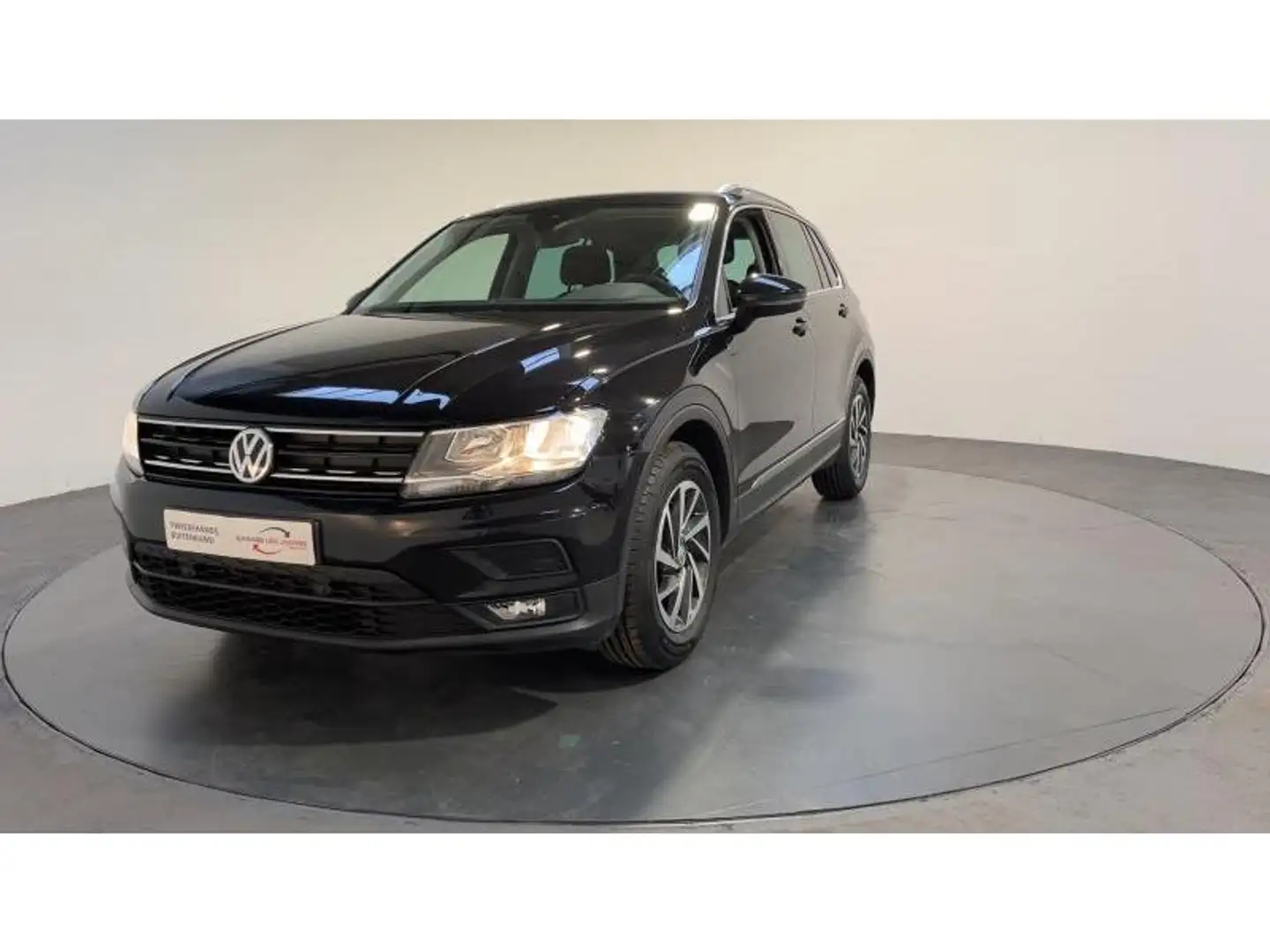 Volkswagen Tiguan III Comfortline - sound Negro - 2