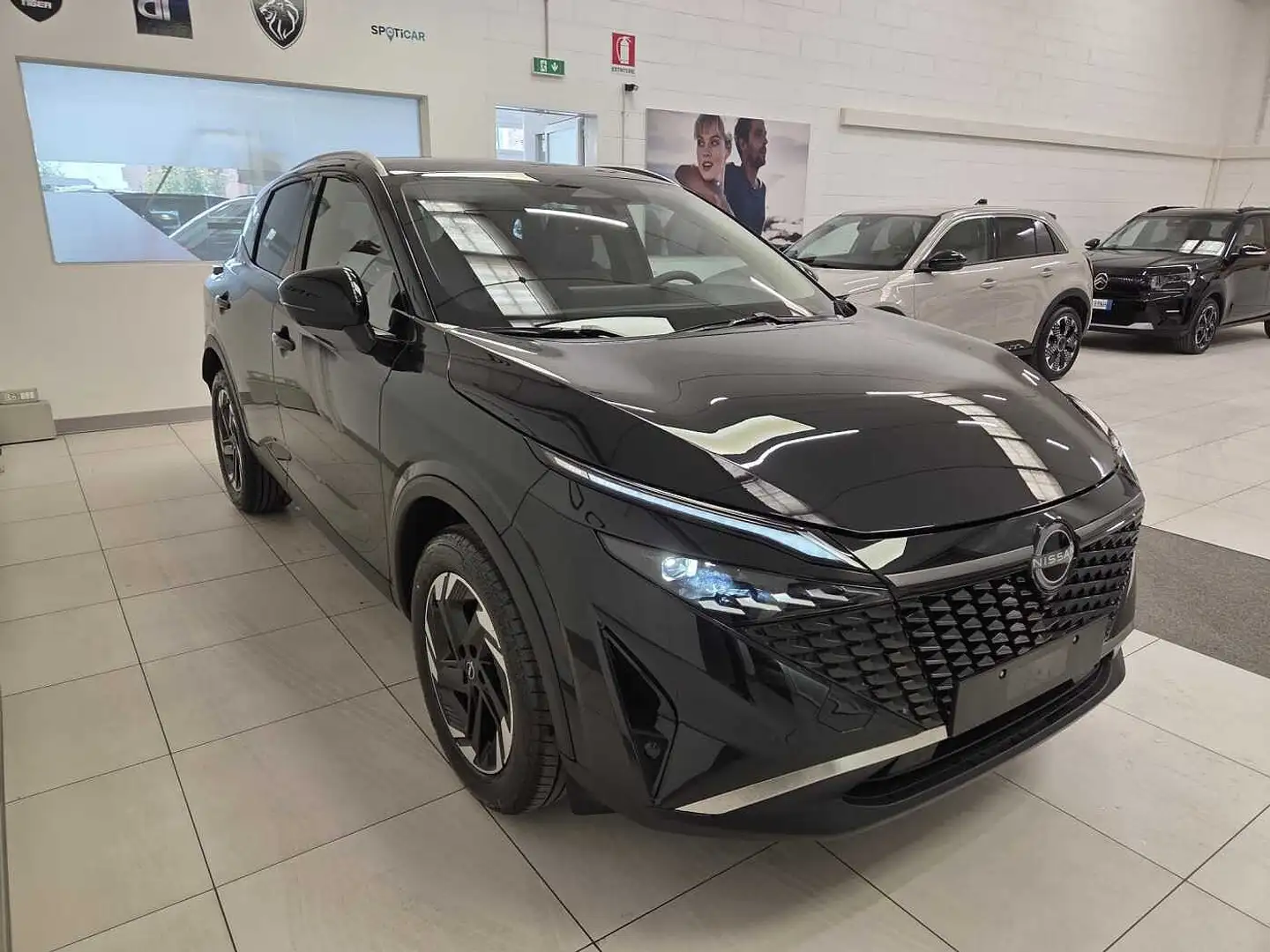 Nissan Qashqai Xtronic N-Connecta 158cv MHEV Hybrid KM0! Schwarz - 2