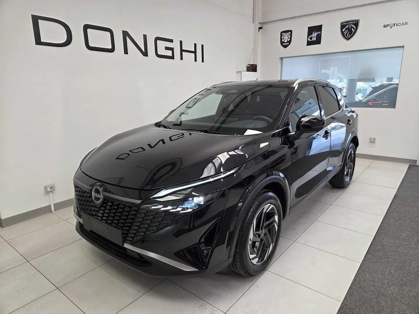 Nissan Qashqai Xtronic N-Connecta 158cv MHEV Hybrid KM0! Schwarz - 1