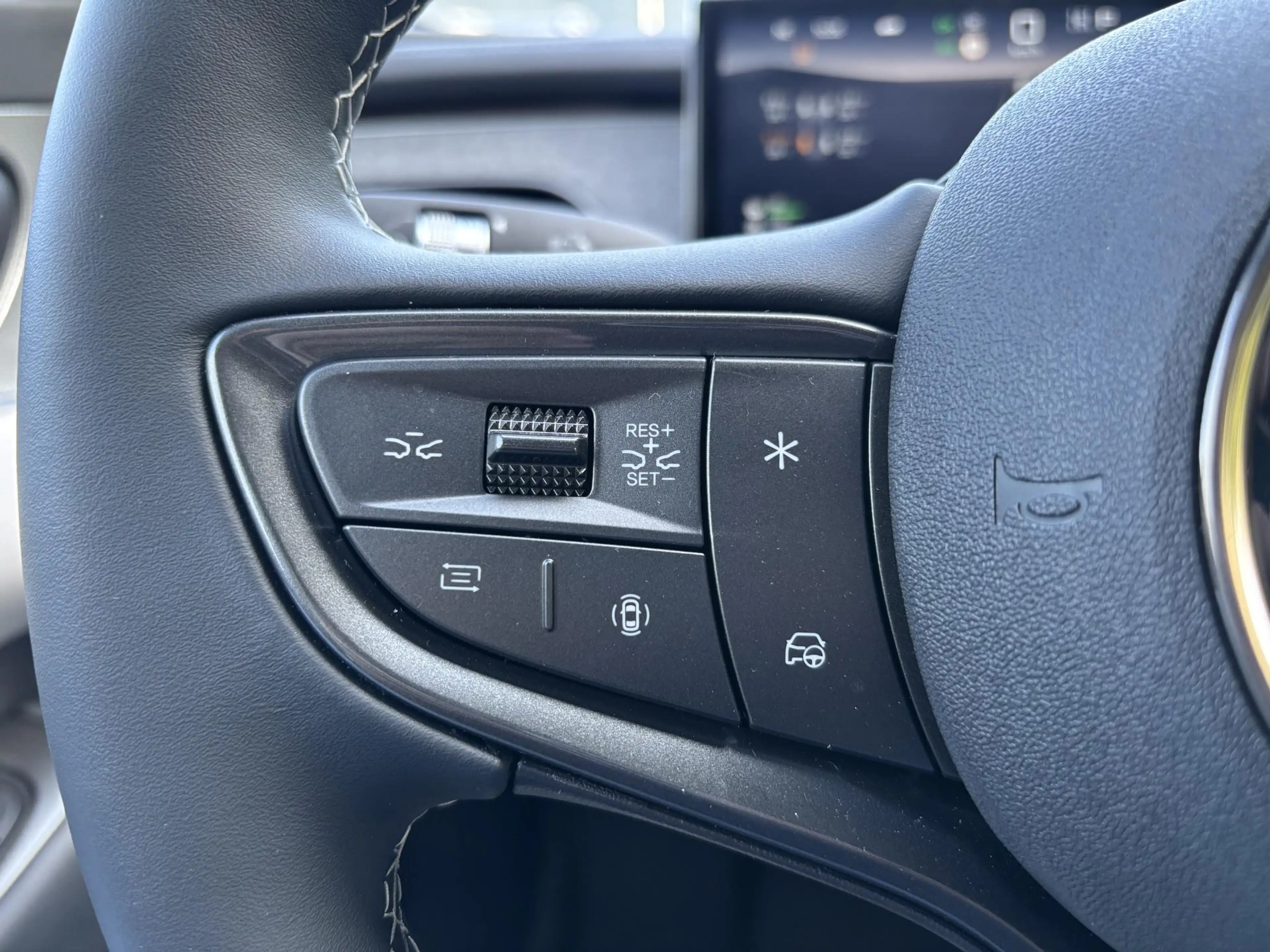 BYD Seal 6 1.5 DM-i Comfort l — photo 24