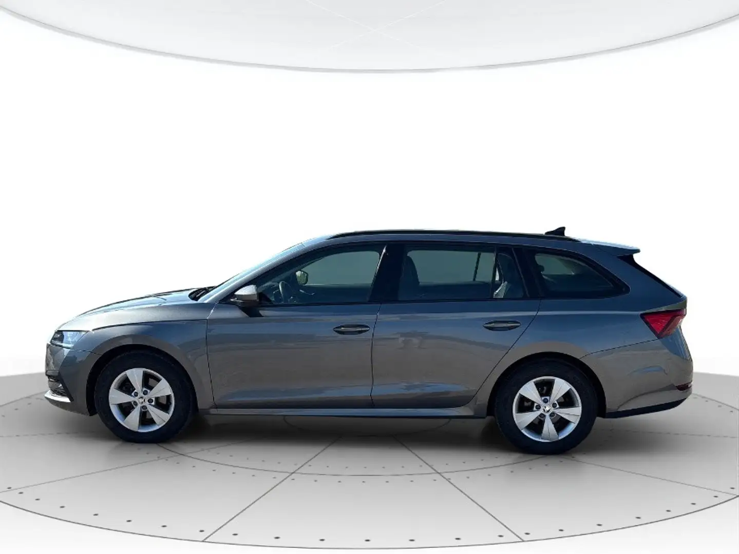 Skoda Octavia Wagon 2.0 tdi evo Executive 150cv dsg Grigio - 2