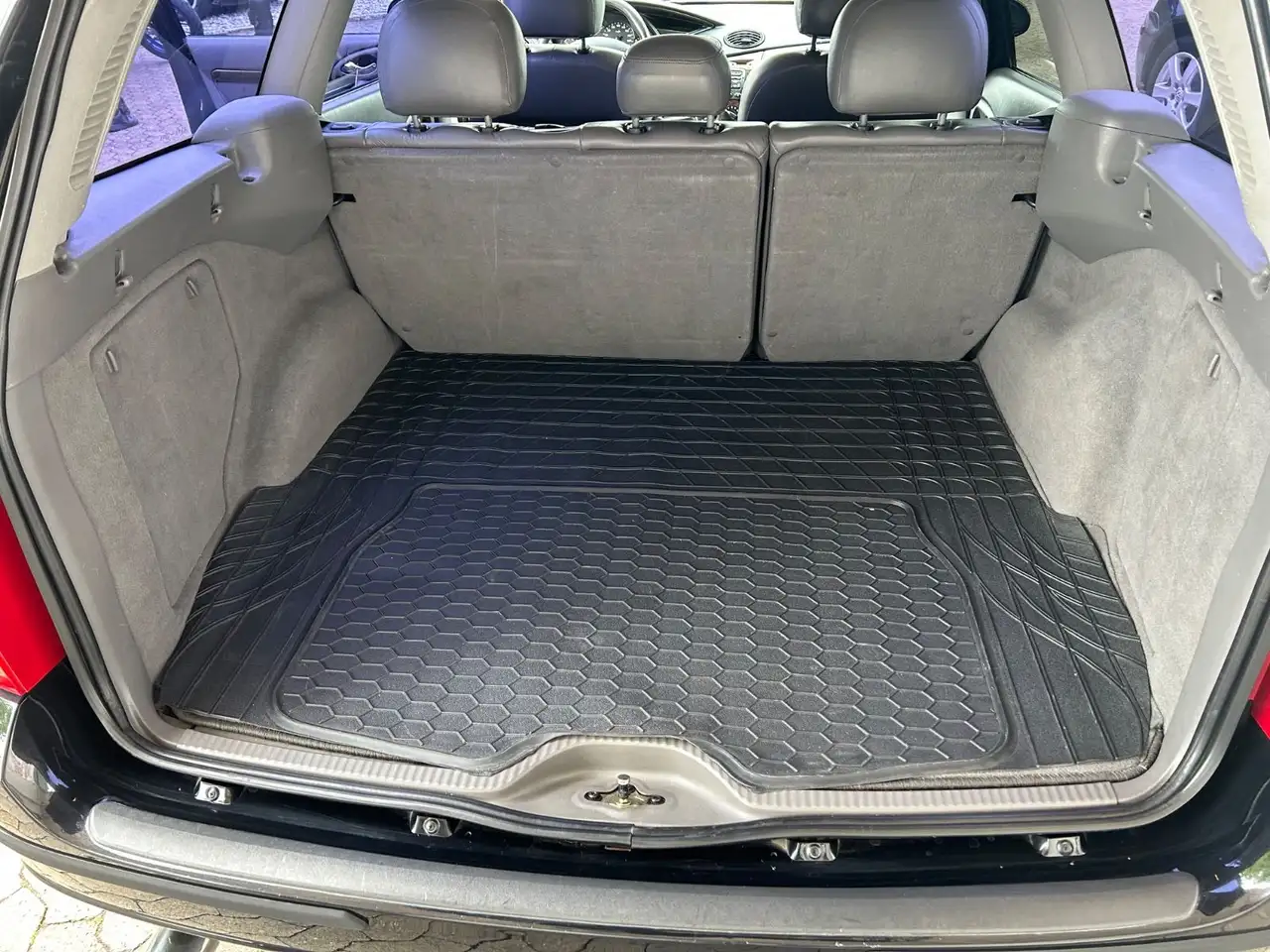 Ford Focus 2.0 Ghia. Supergepflegt Lederausstattung, foto 4