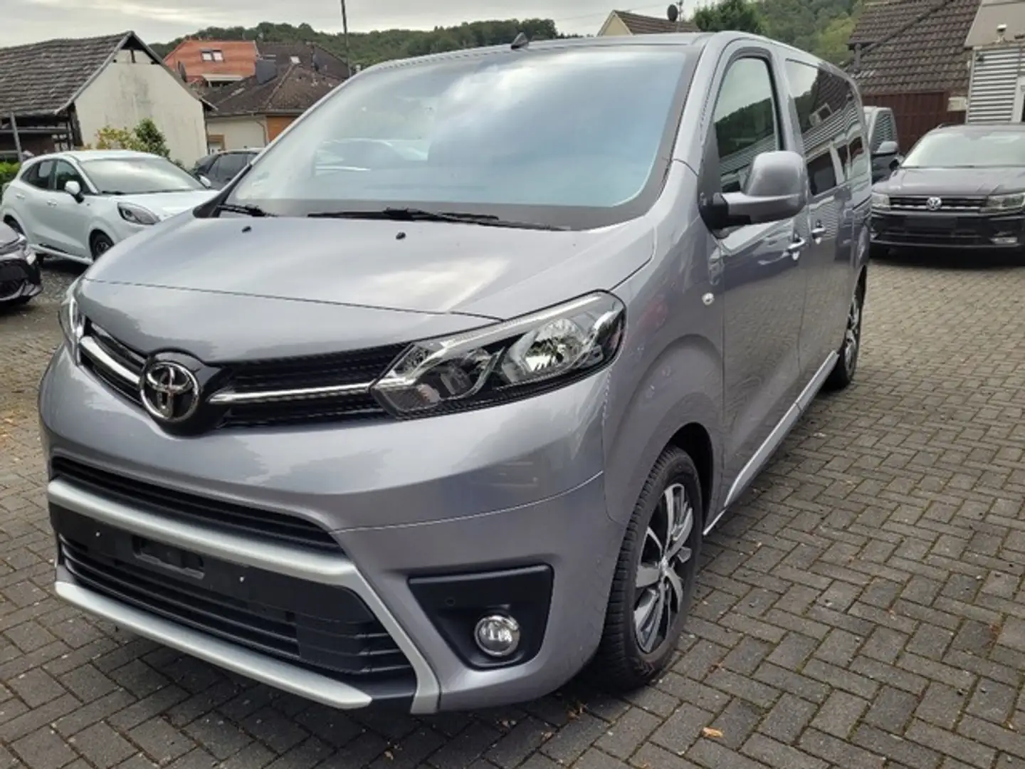 Toyota Proace VERSO L1 TEAM D NAVI KAMERA 8-SI Gris - 2