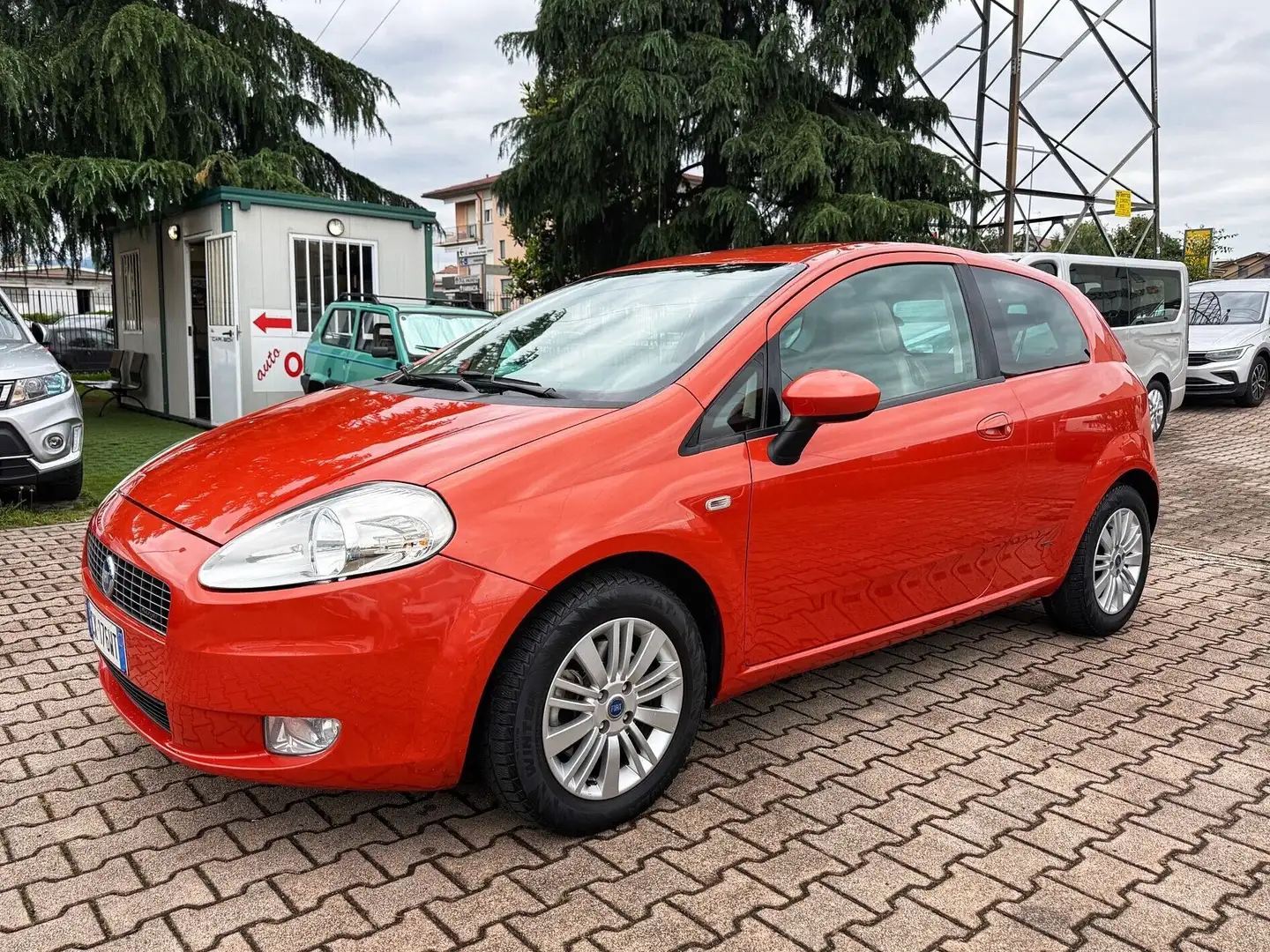 Fiat Grande Punto Grande Punto 1.3 MJT 90 CV 3 porte OK NEOPATENTATI Arancione - 1