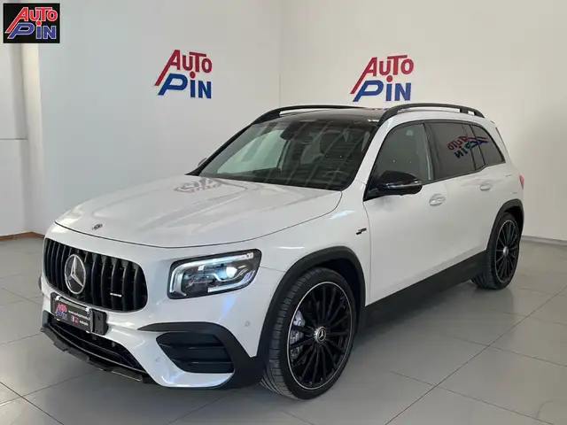 Mercedes-Benz GLB 35 AMG Mercedes-AMG GLB 35 4M AMG Line Premium