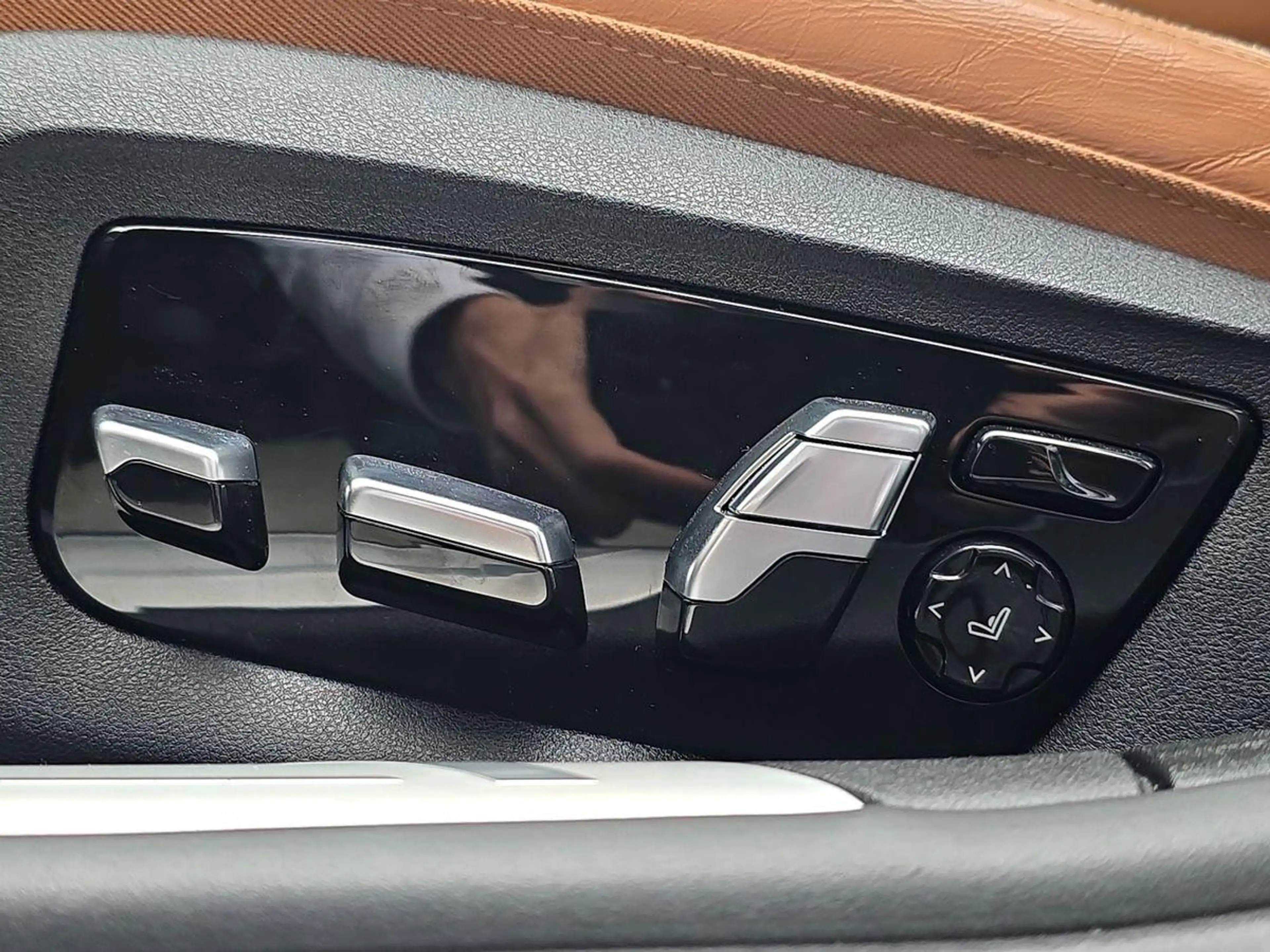 BMW 730 d xDrive STNDHZ TV PANO H&K LASER BELÜFT HUD — photo 11