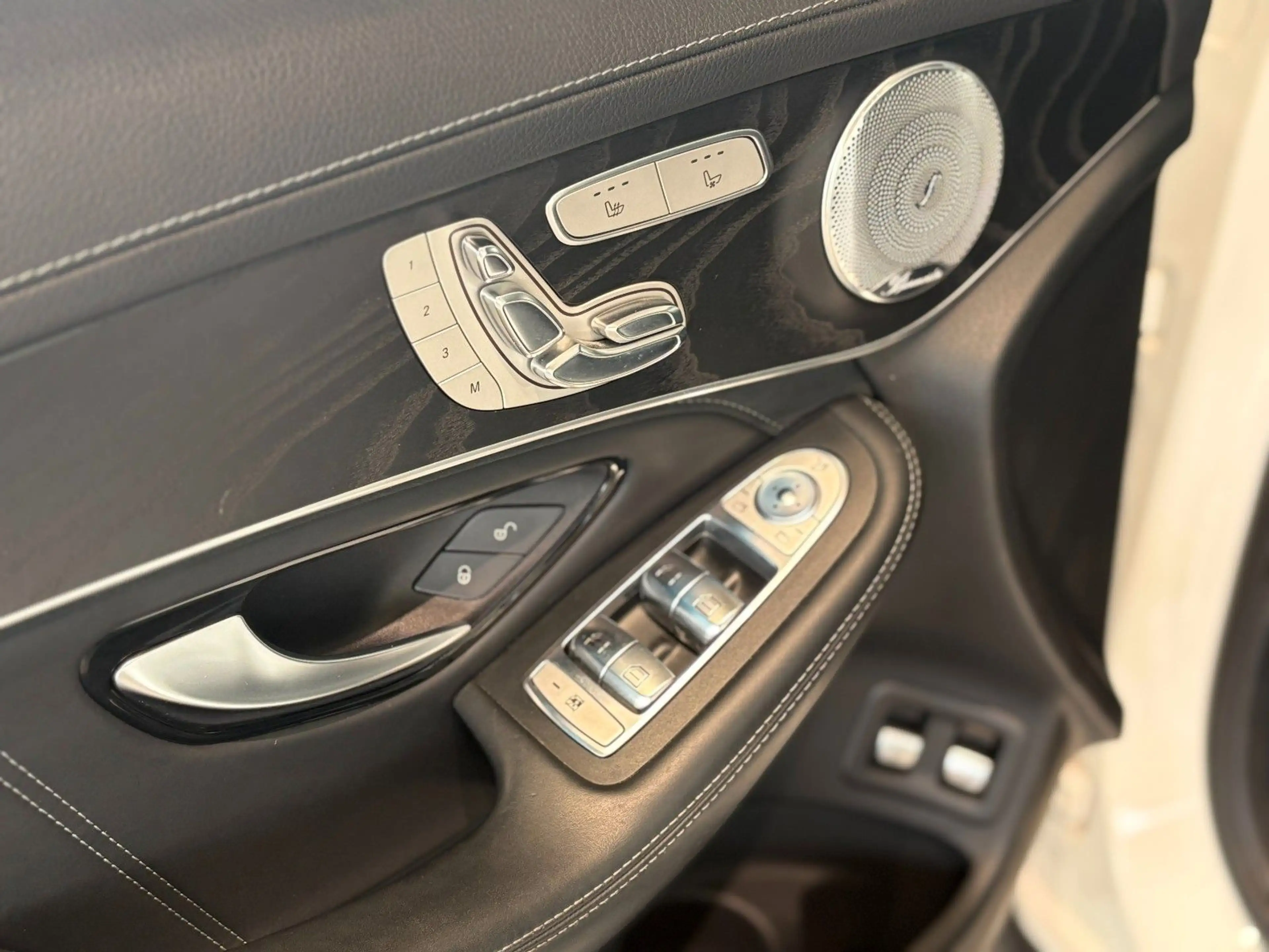 Mercedes-Benz GLC 63 AMG 4Matic 360°*ILS*AHK*Burmester*SBL* — photo 11