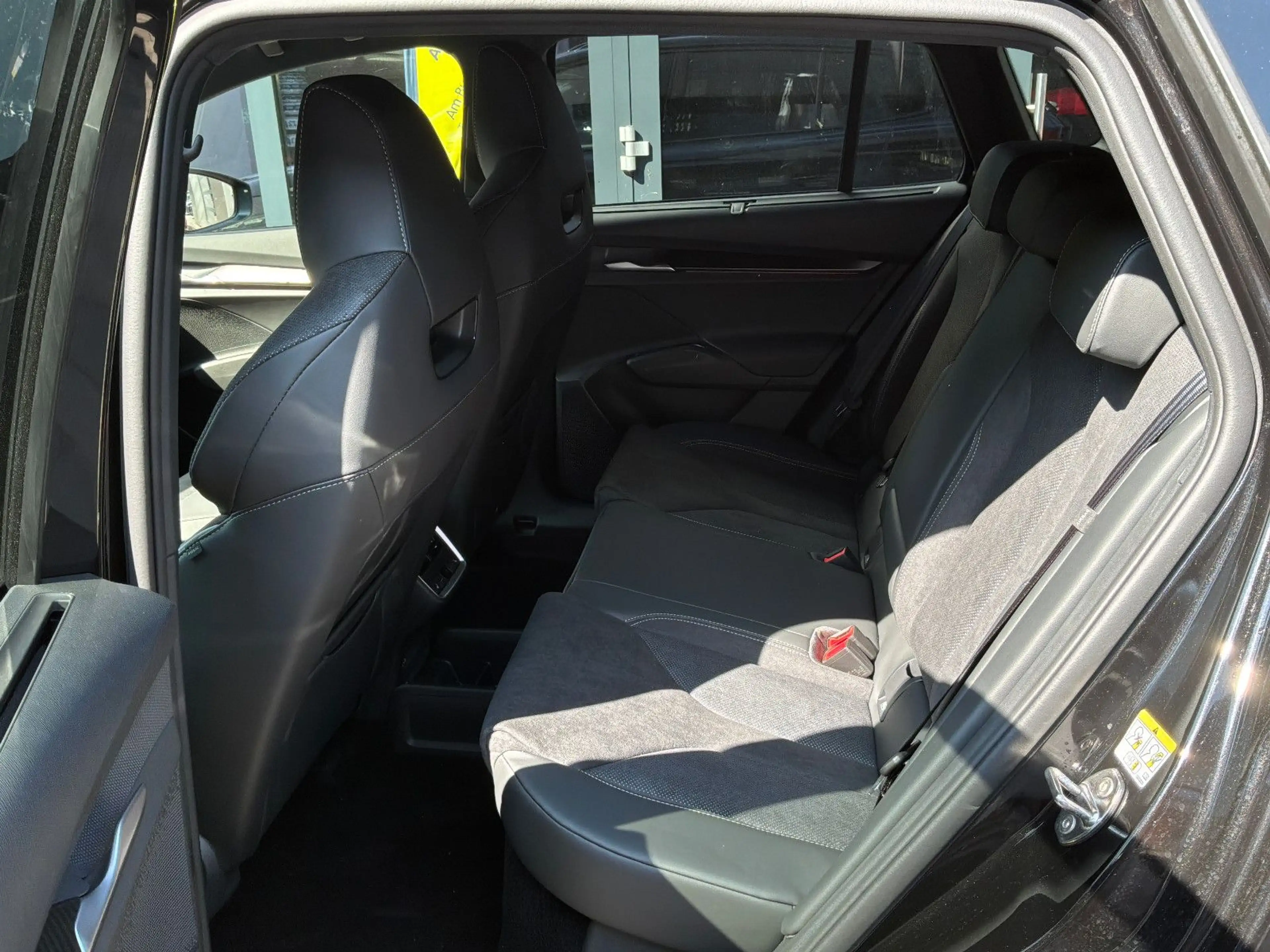 Skoda Elroq 85 Sportline Matrix+Advanced+Canton+Navi — photo 21