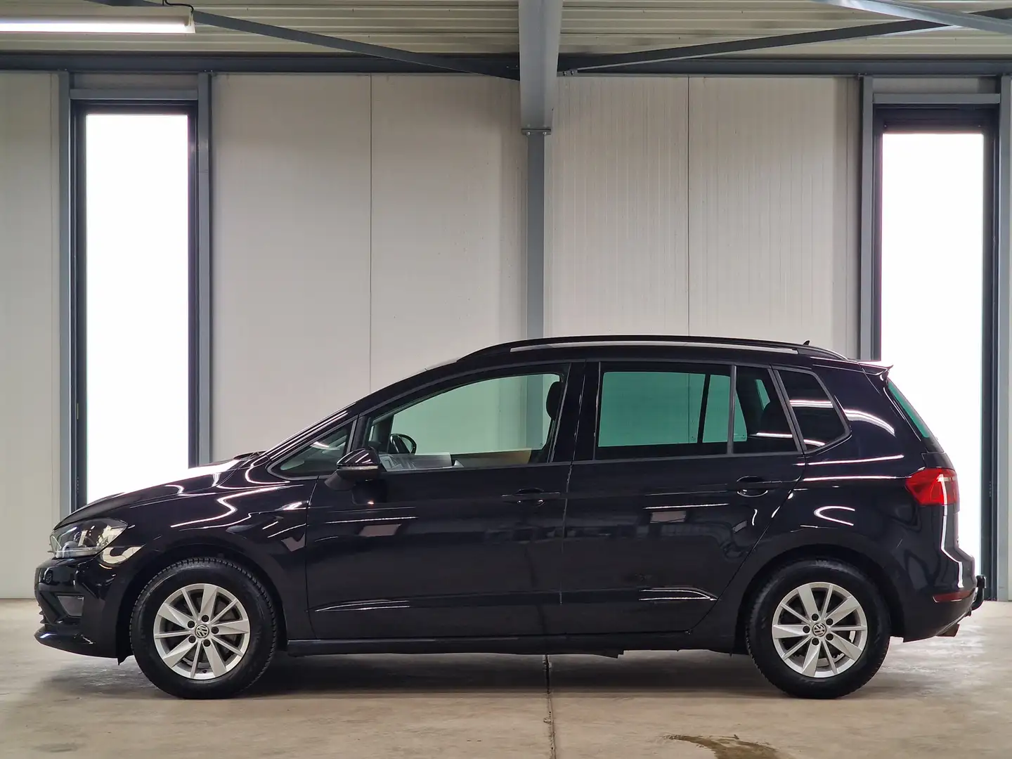 Volkswagen Golf Sportsvan 1.4 TSI Highline DSG/AUT | Trekhaak | ACC | Stoelv Zwart - 2
