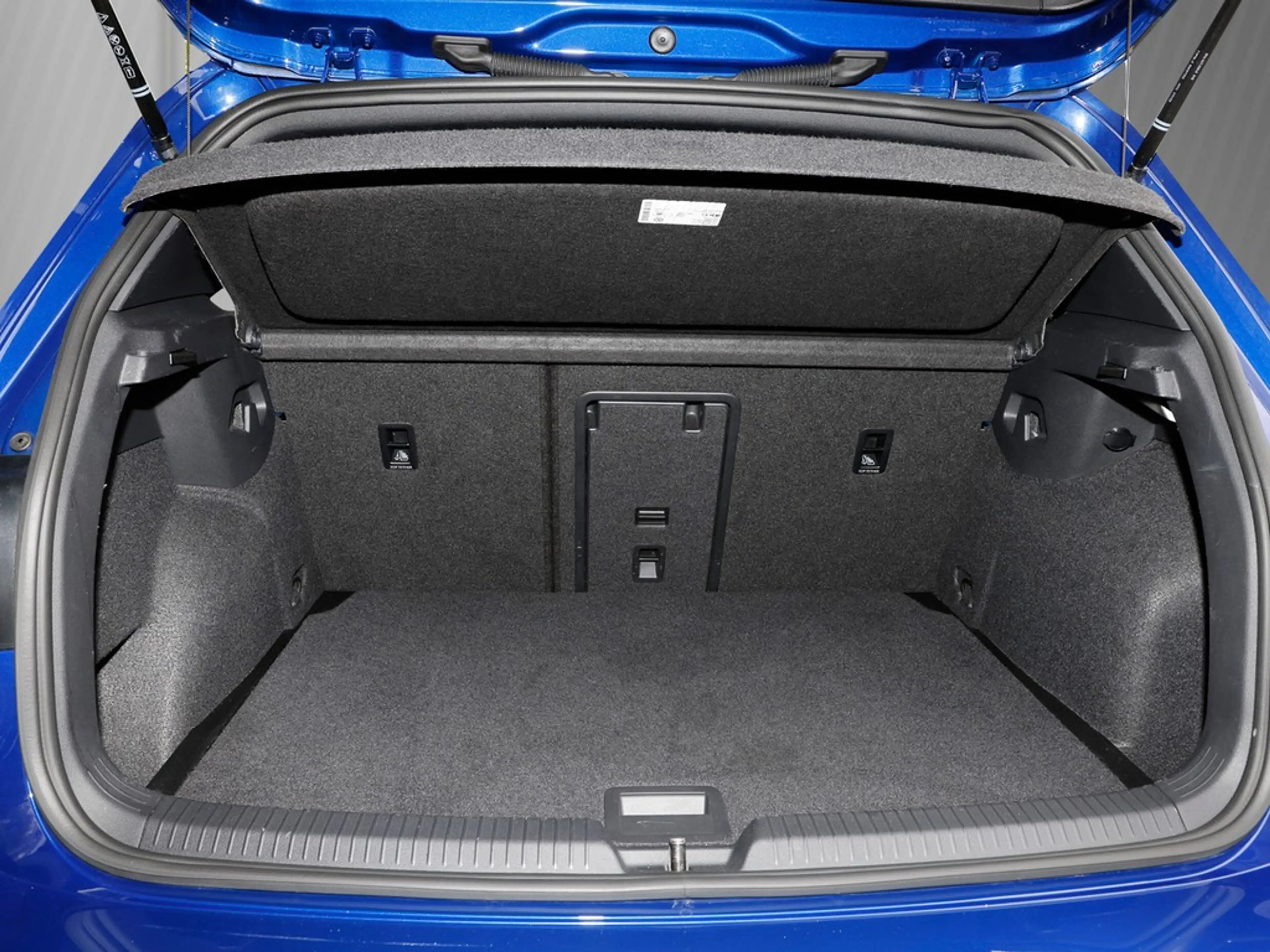 Volkswagen Golf R 20 Years 4Motion,Matrix,Panoramadach,DCC,ACC Ha... — photo 6