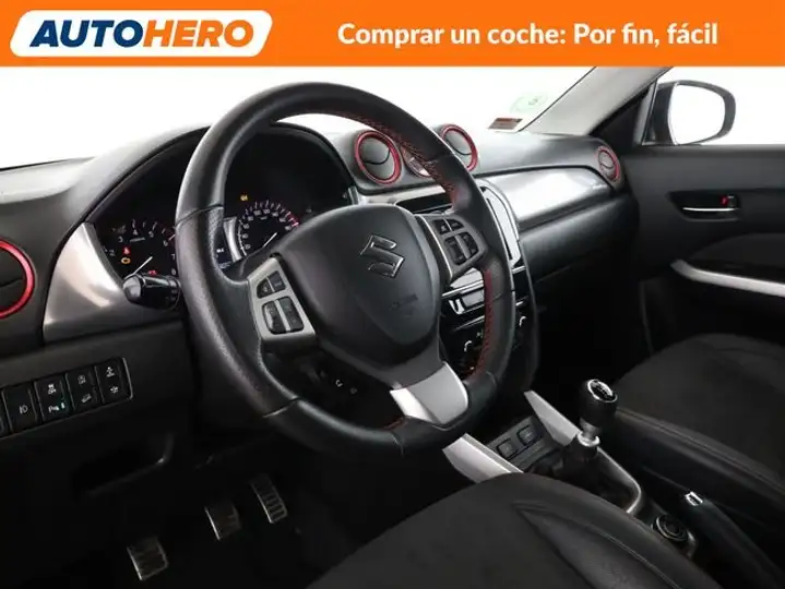 Suzuki Vitara 2015, foto 12