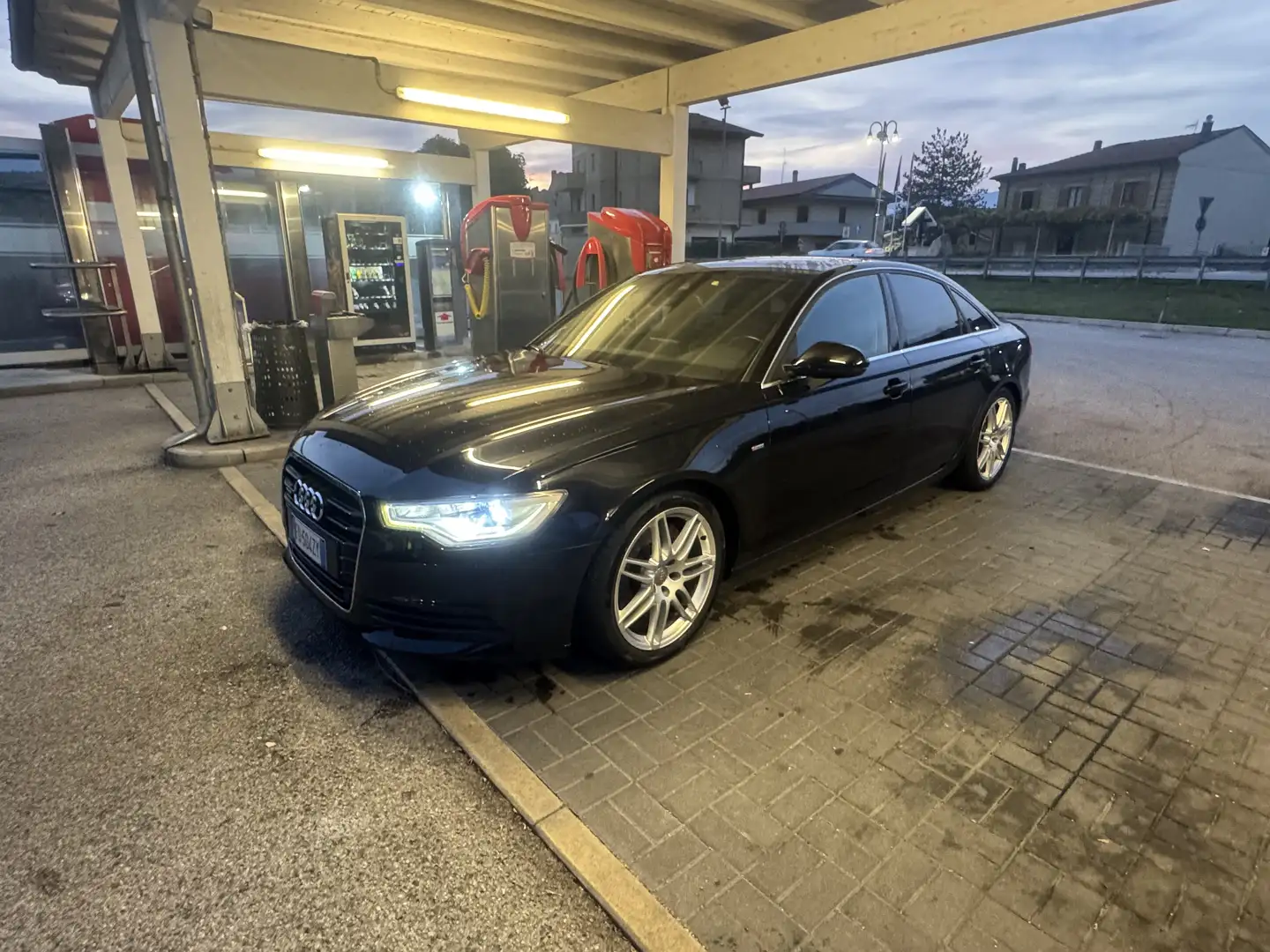 Audi A6 3.0 V6 tdi Business Plus quattro 245cv s-tronic - 2