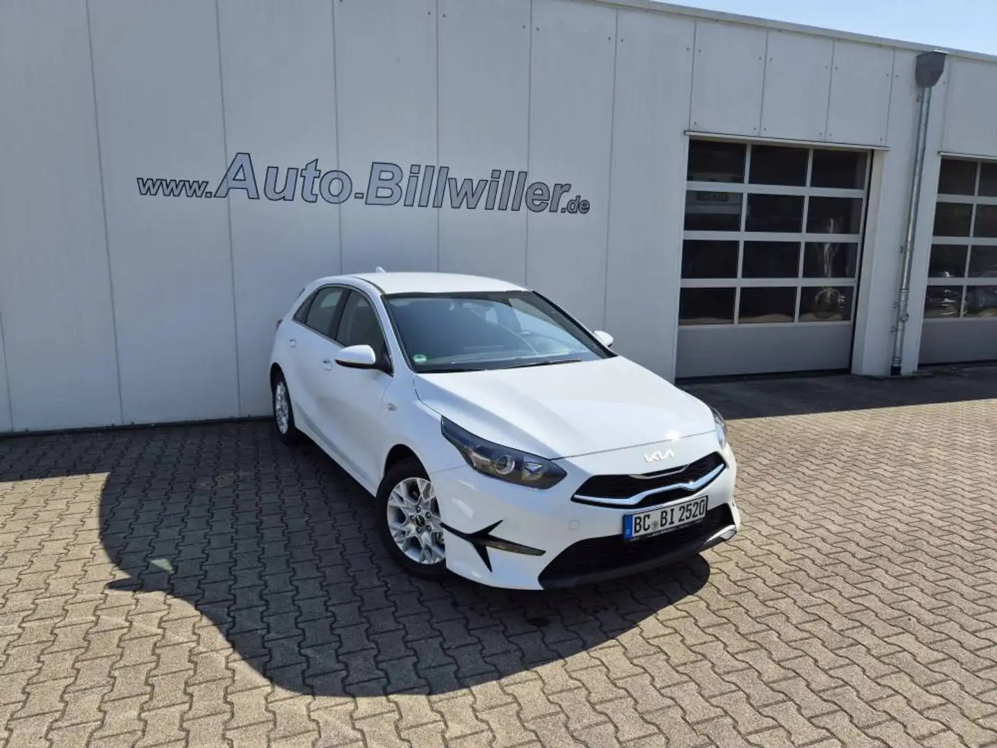 Kia Ceed / cee'd Ceed 5-Türer 1.5 T-GDI (140 PS) ISG Vision Komfort Blanc - 1
