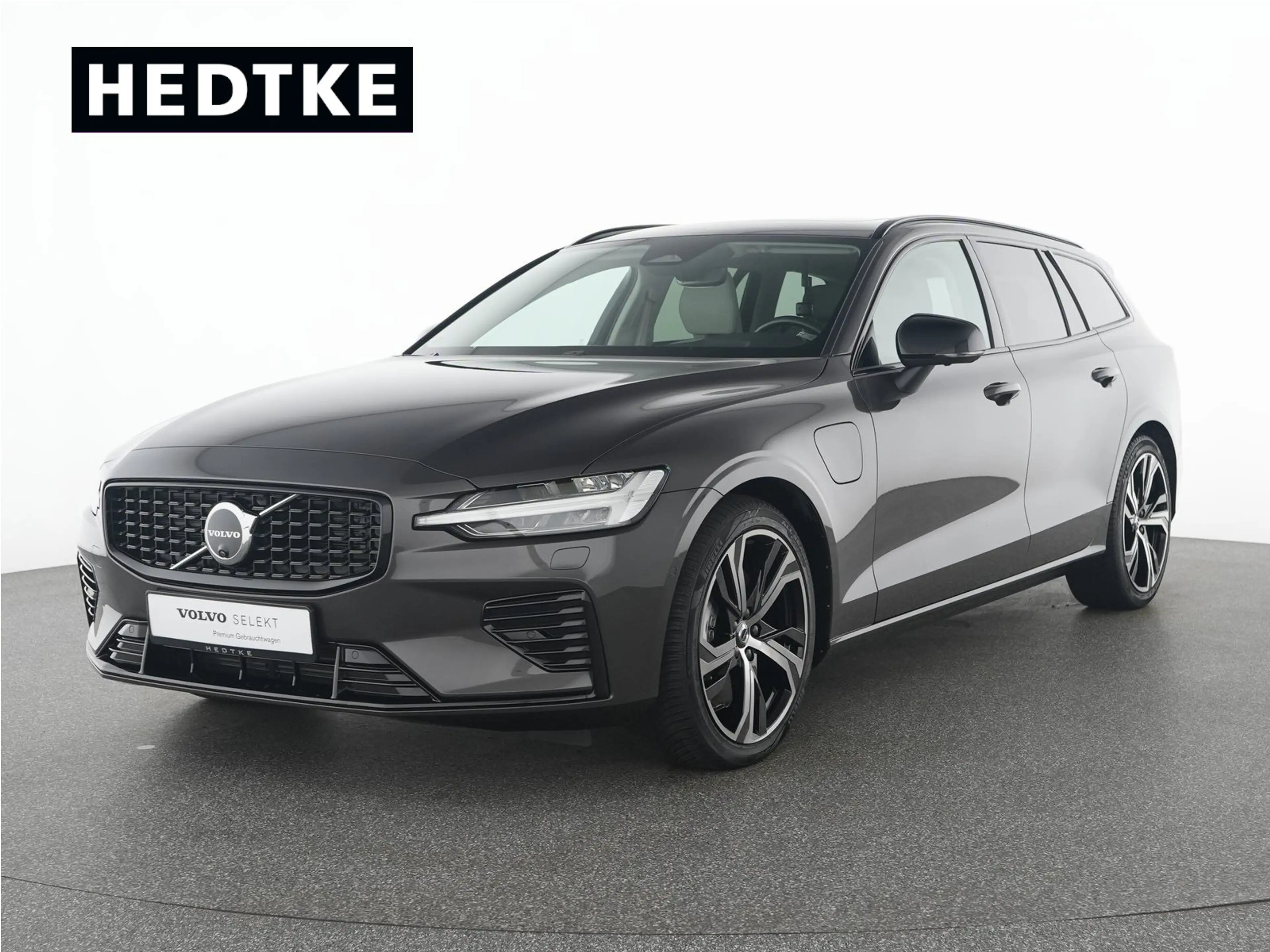 Volvo V60 T8 AWD Plus Dark GSHD*19"H&K-SOUND*360°