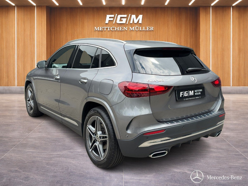 Mercedes-Benz GLA 180 GLA 180 AMG-Line/Pano/HUD/360/Memory/LED/MBUX/Amb. — photo 2