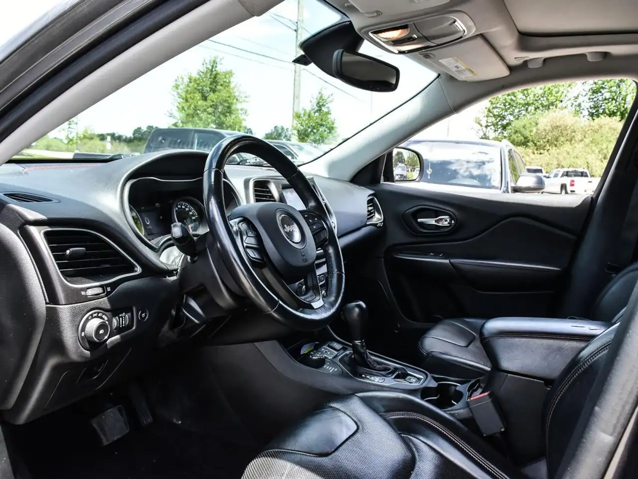 Jeep Cherokee fotografie Jeep Cherokee