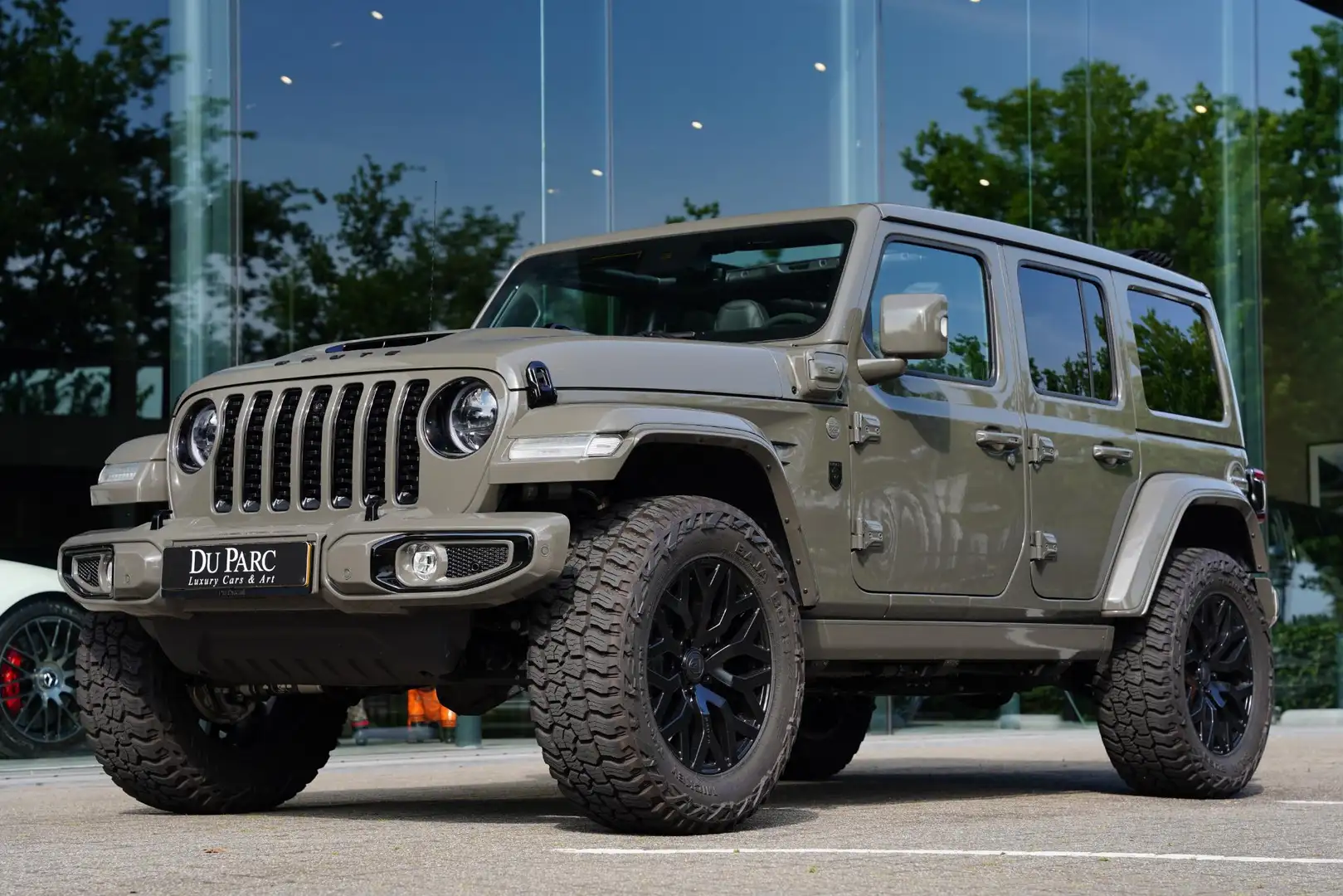 Jeep Wrangler Unlimited BRUTE 4xe 380 Rubicon Performance Pack S Šedá - 1