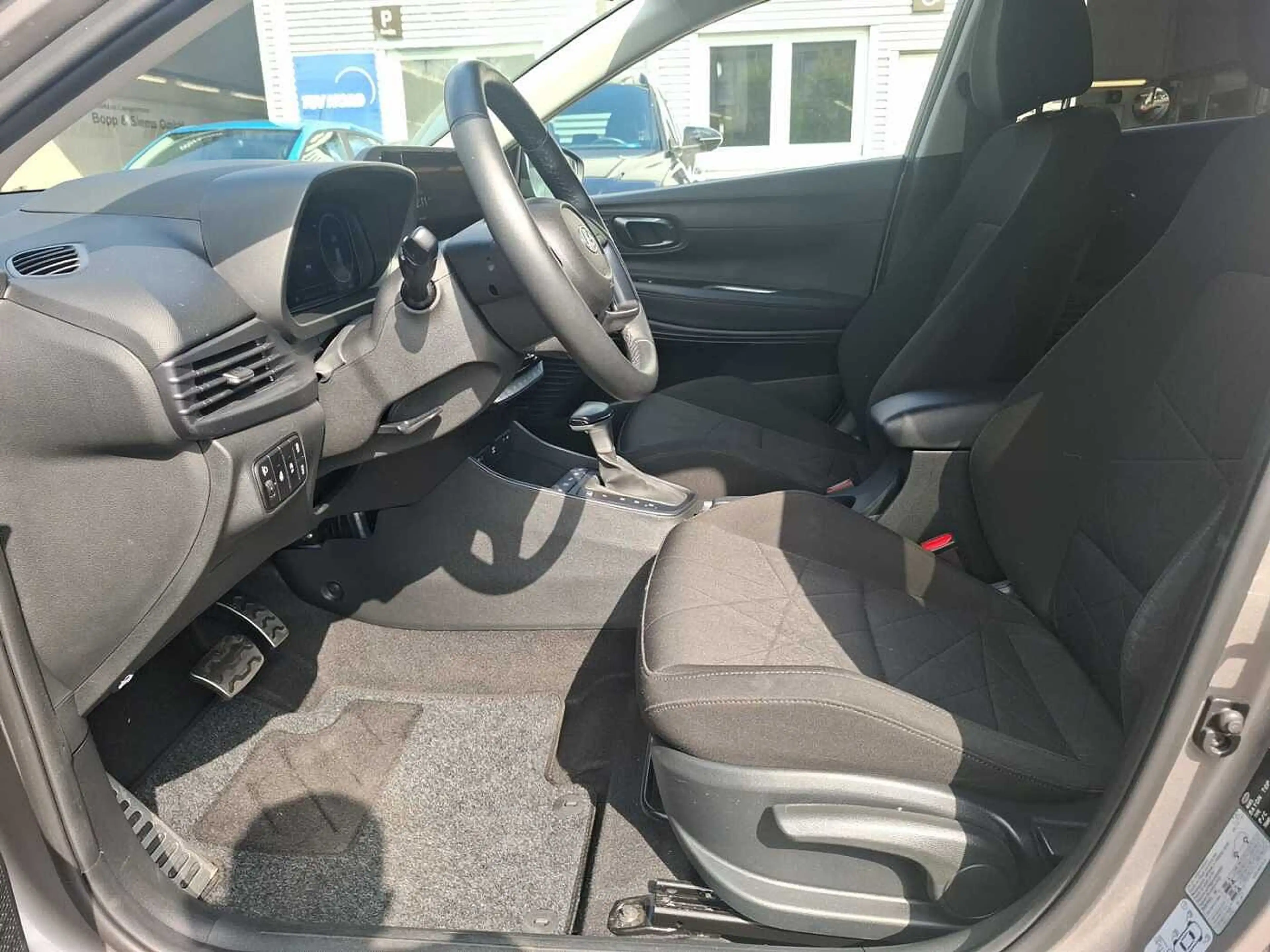 Hyundai BAYON 1.0 T-GDI 48V-Hybrid DCT Prime — photo 11