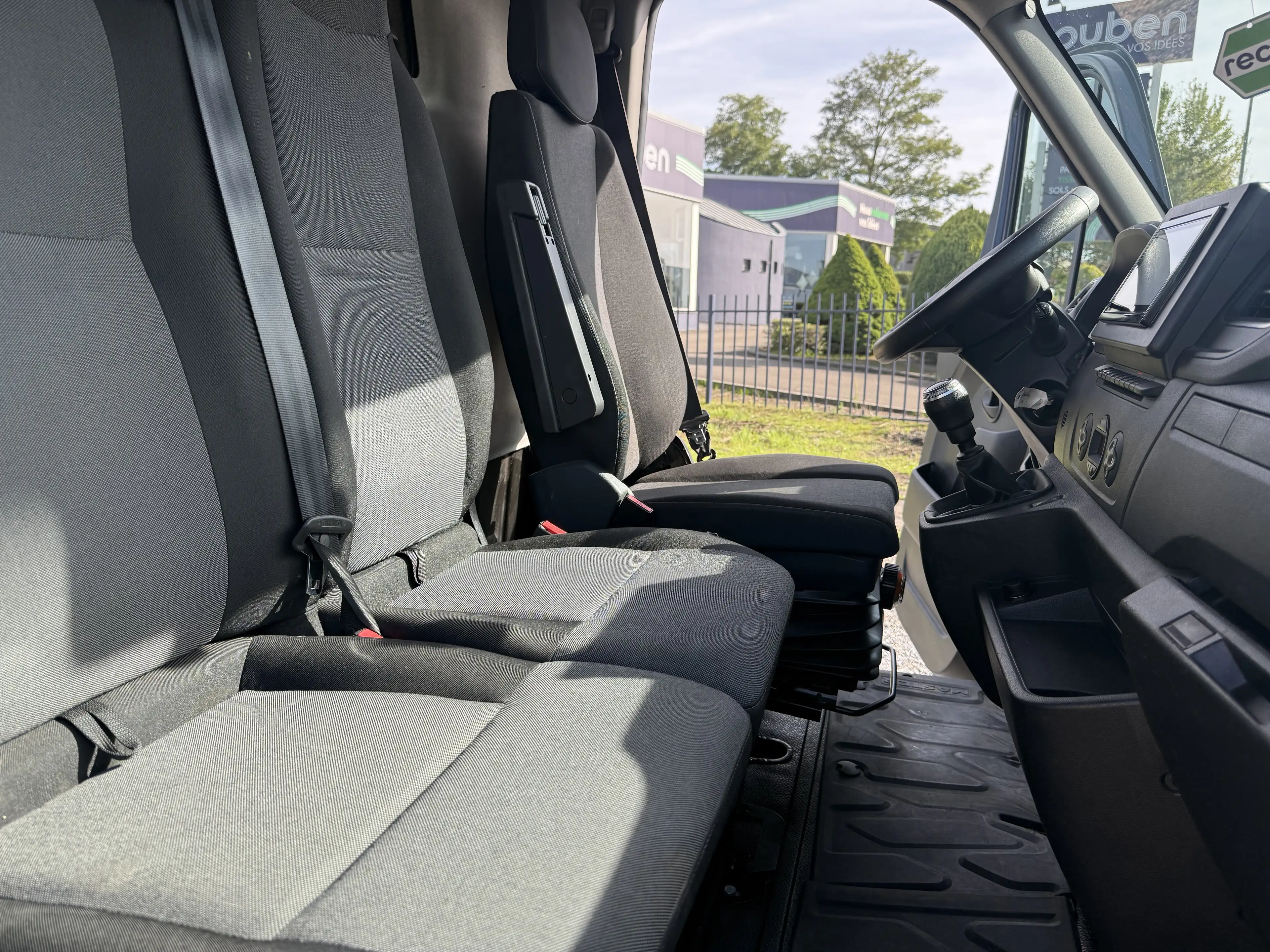 Renault Master 2.3 DCI L2 H3 -DOUBLE ESSIEUX -19000 EUROS HTVA — photo 12