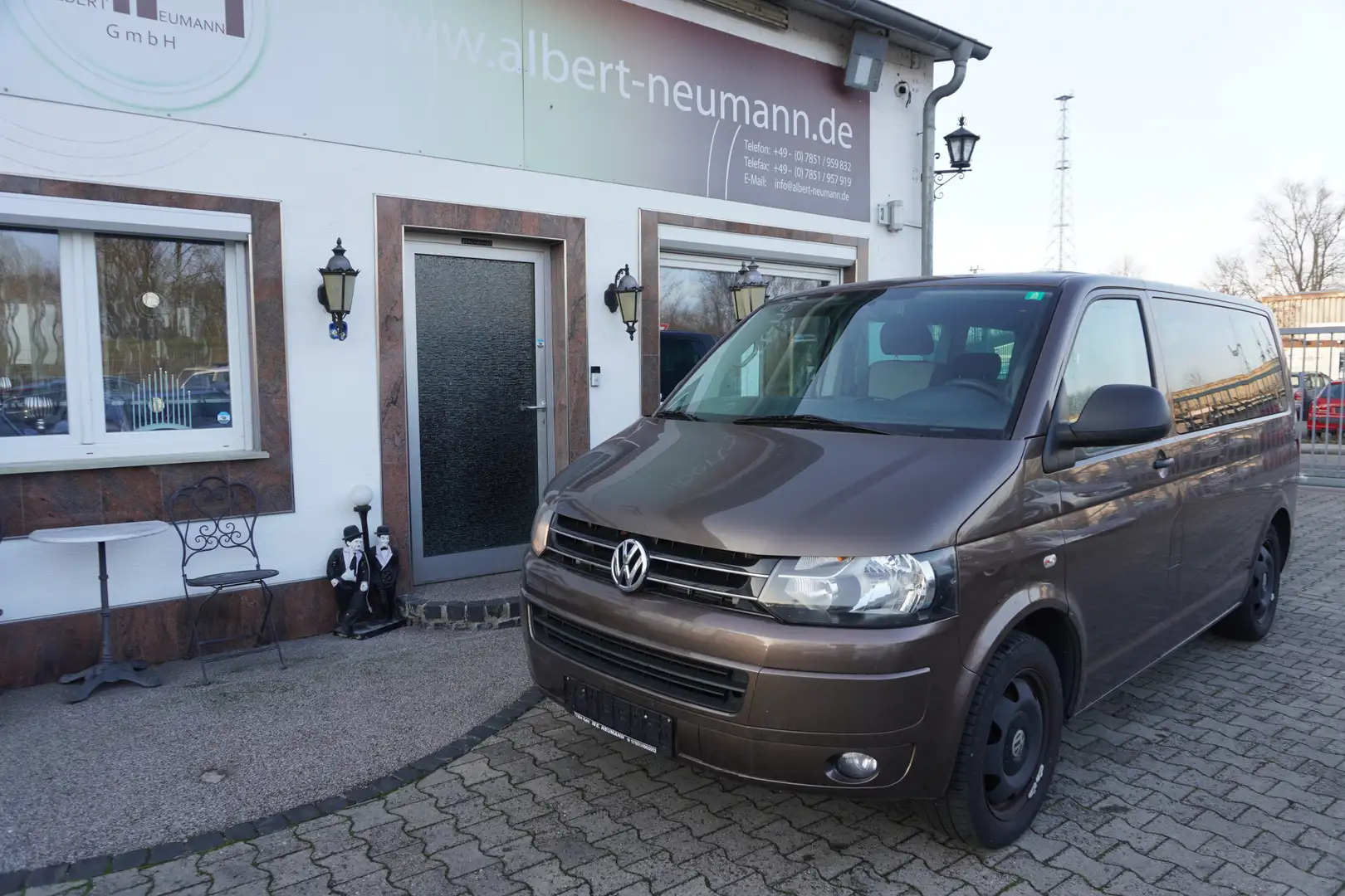 Volkswagen Transporter Multivan Startline Braun - 1
