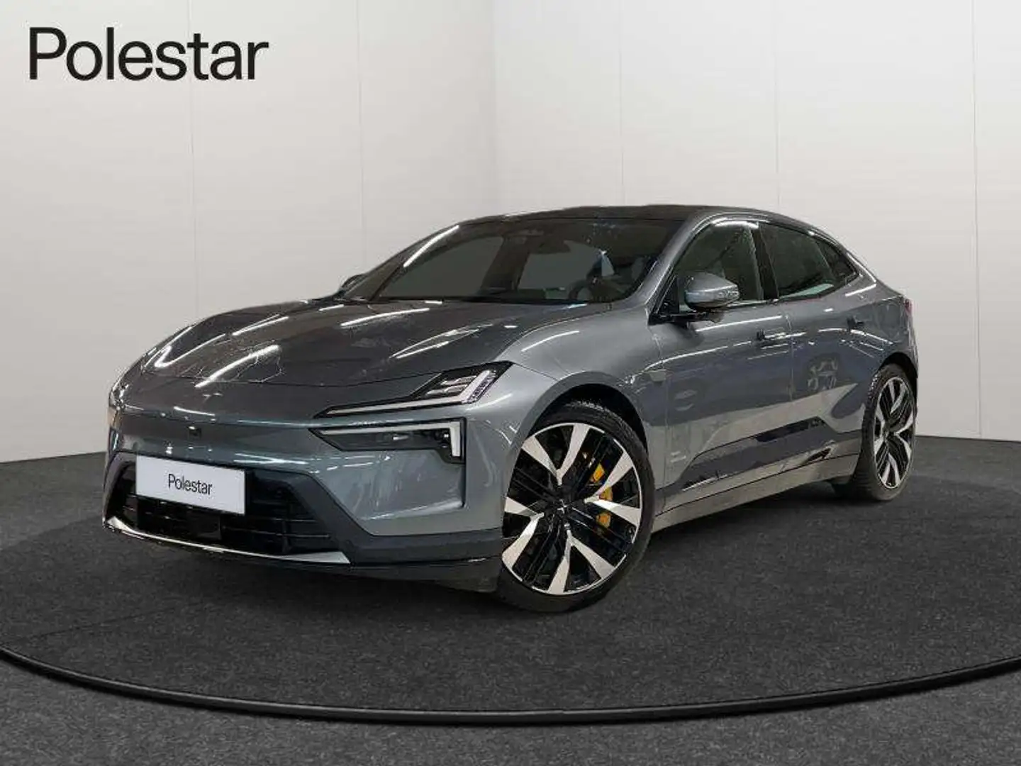 Polestar 4 Dual Performance / Pilot / Plu Gris - 1