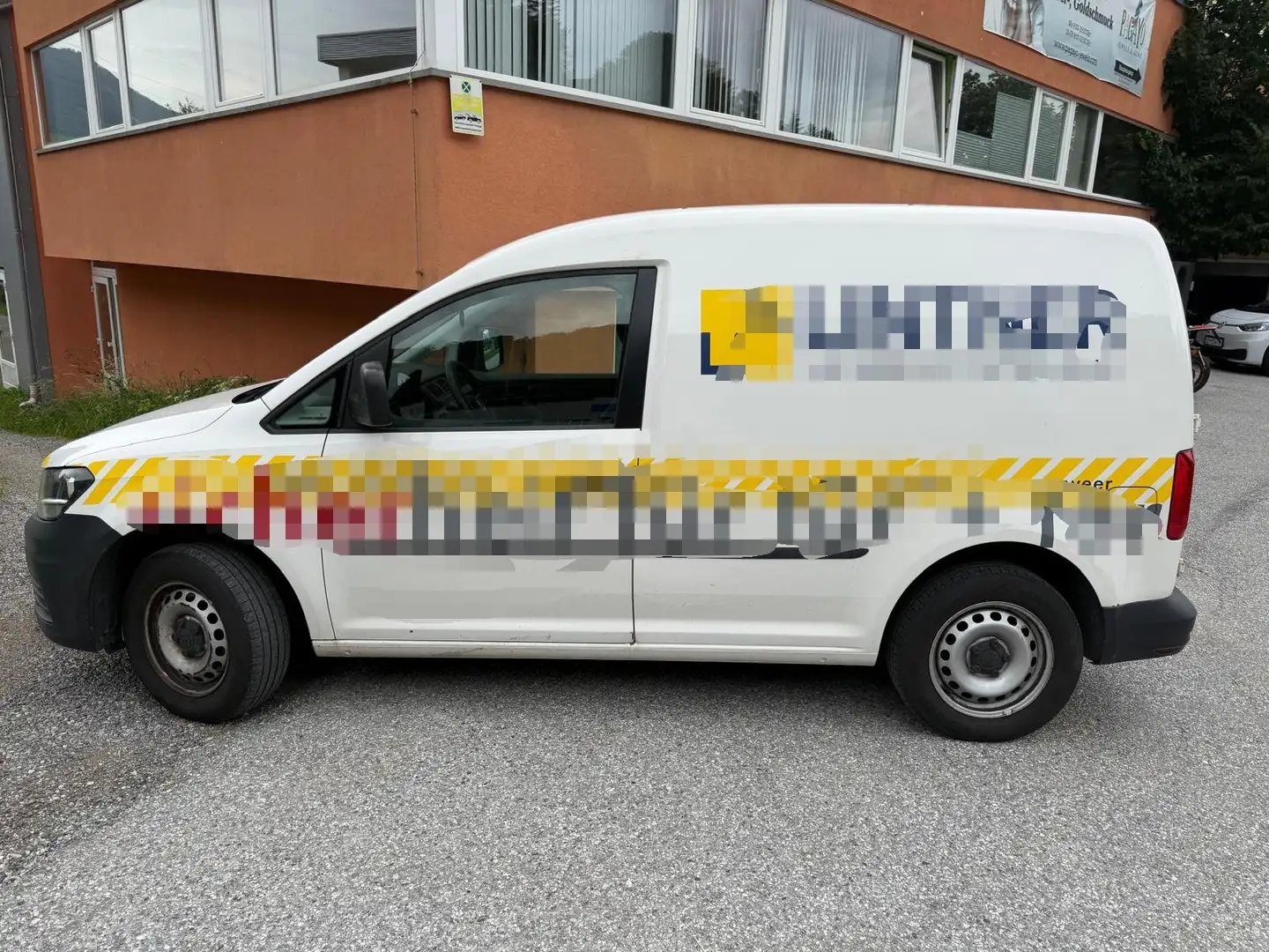 Volkswagen Caddy Weiß - 2