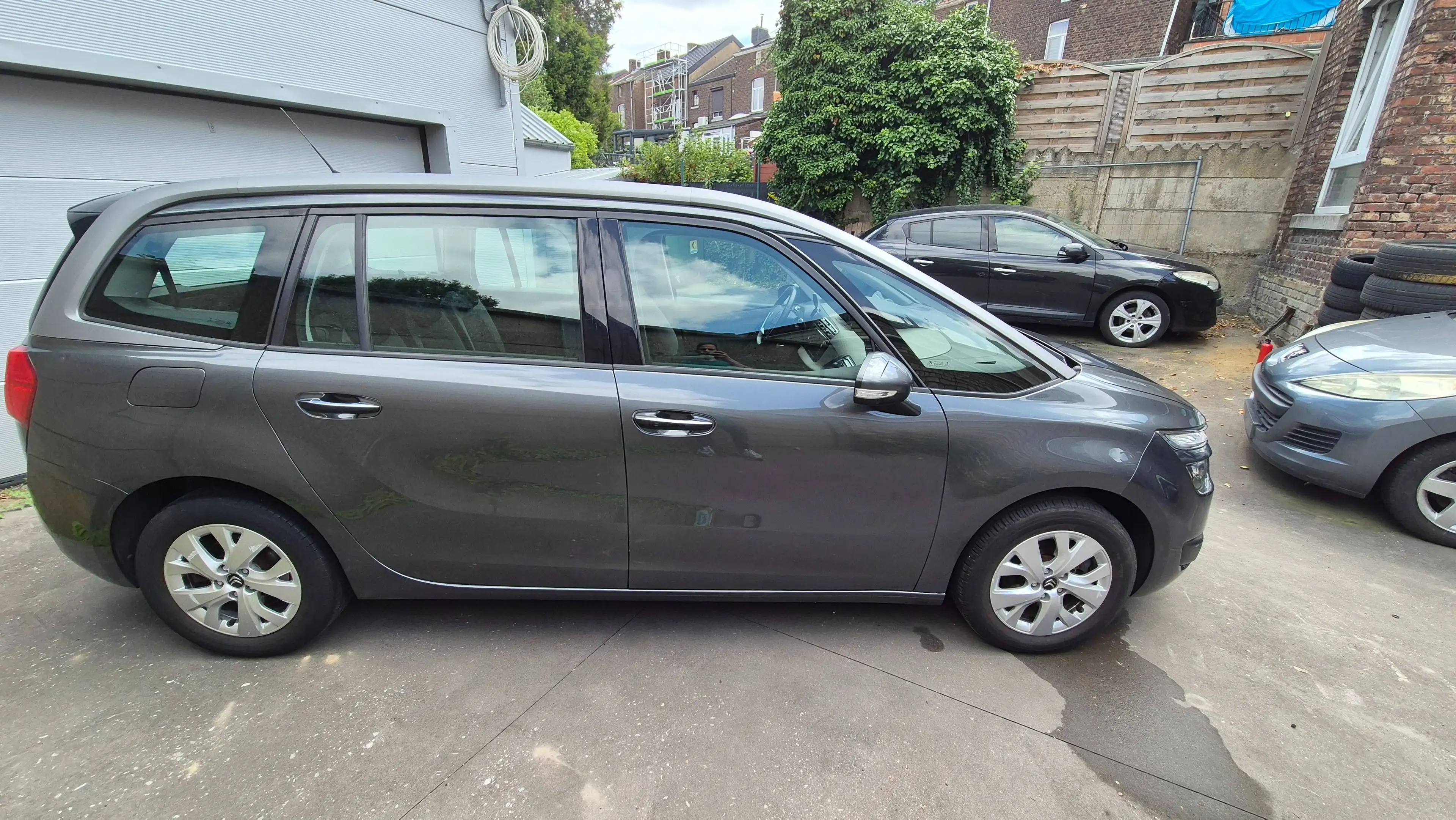 Citroen Grand C4 Picasso Grand C4 Picasso 1.6 BlueHDi Business GPS S — photo 4