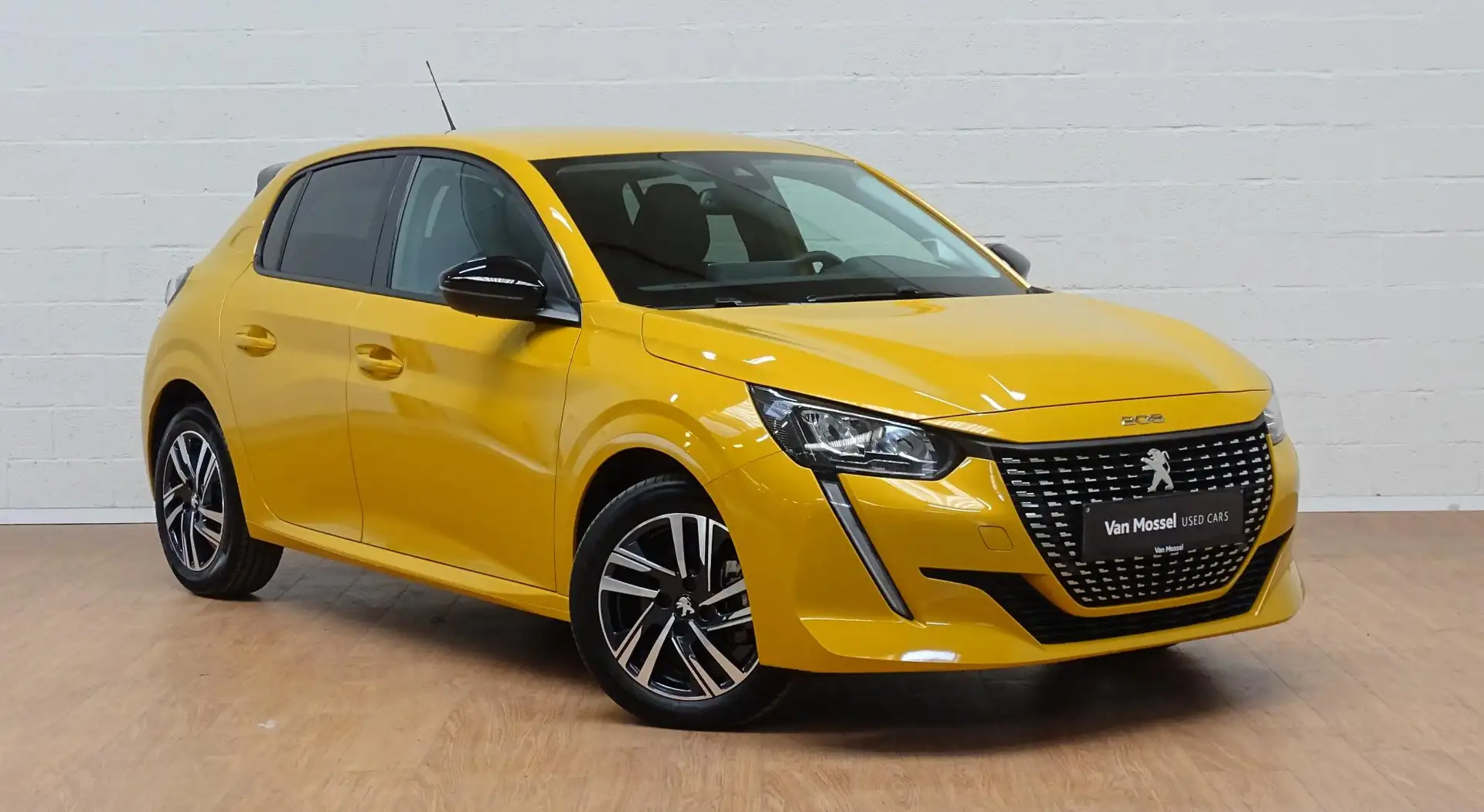 Peugeot 208 1.2T Allure automaat+gps+camera+parkeerhulp achter Giallo - 2